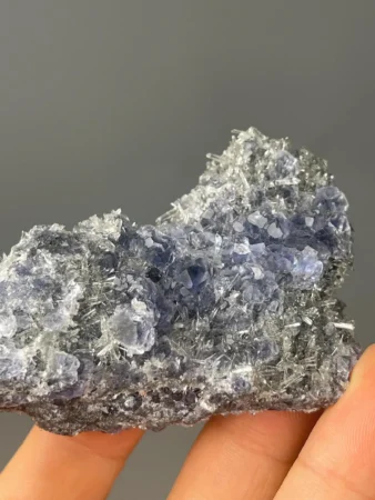 mineral review 116