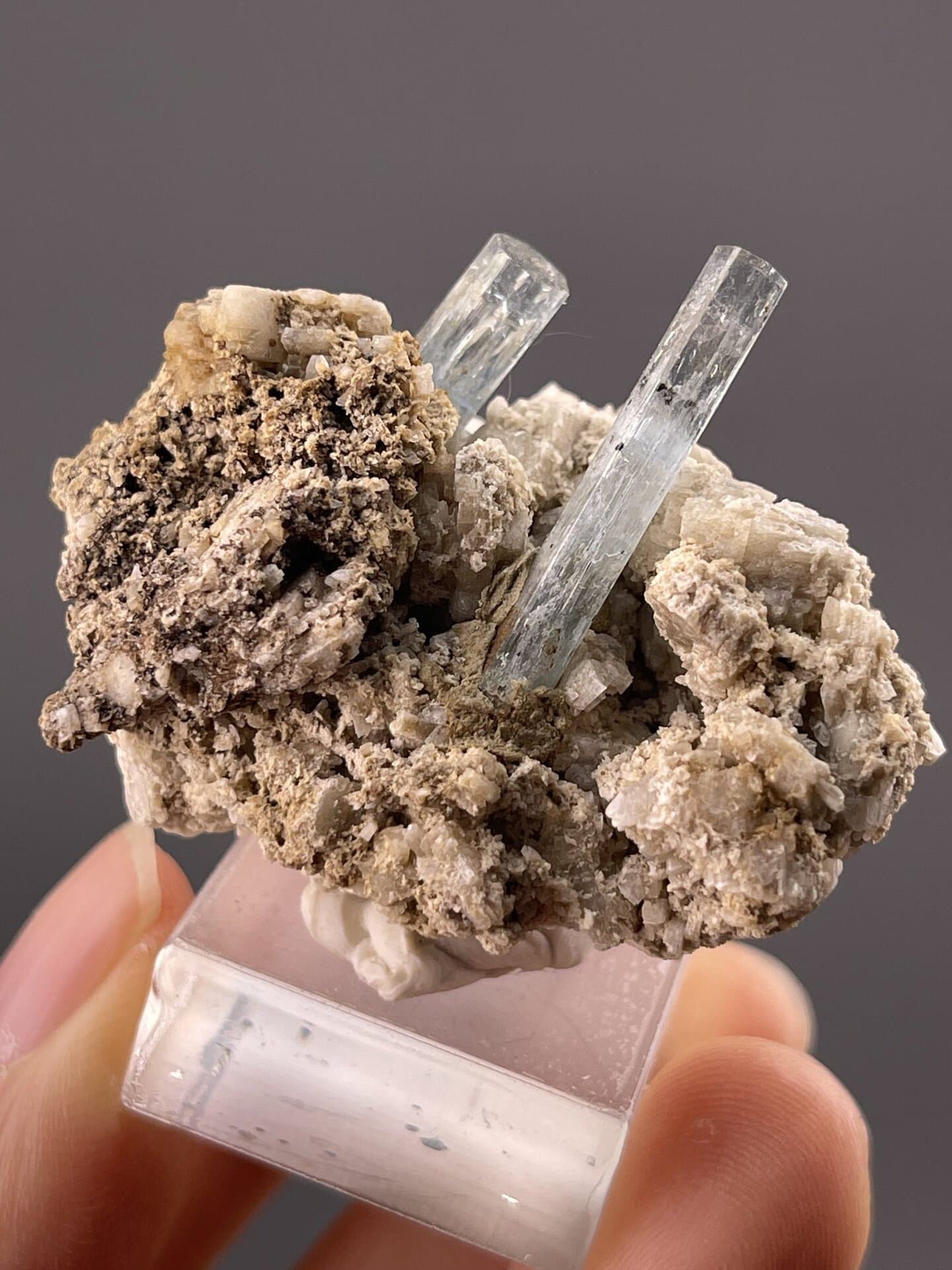 Aquamarine beryl crystal showing blue colour and vitreous surface, 1.1 g