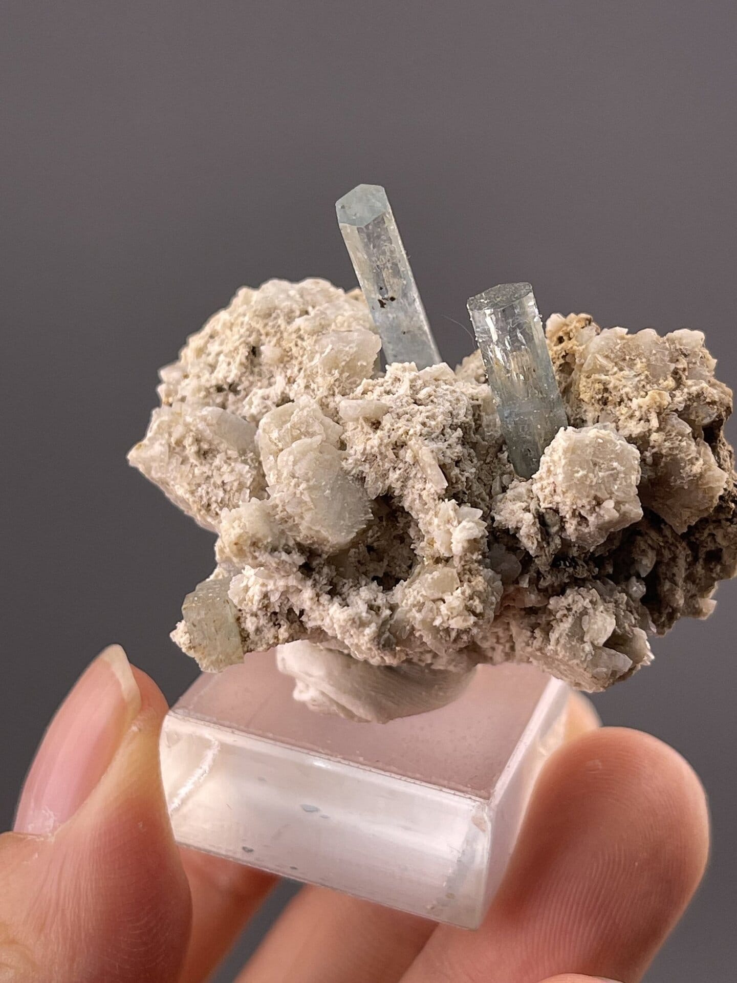 Top view of aquamarine crystal showing hexagonal cross-section