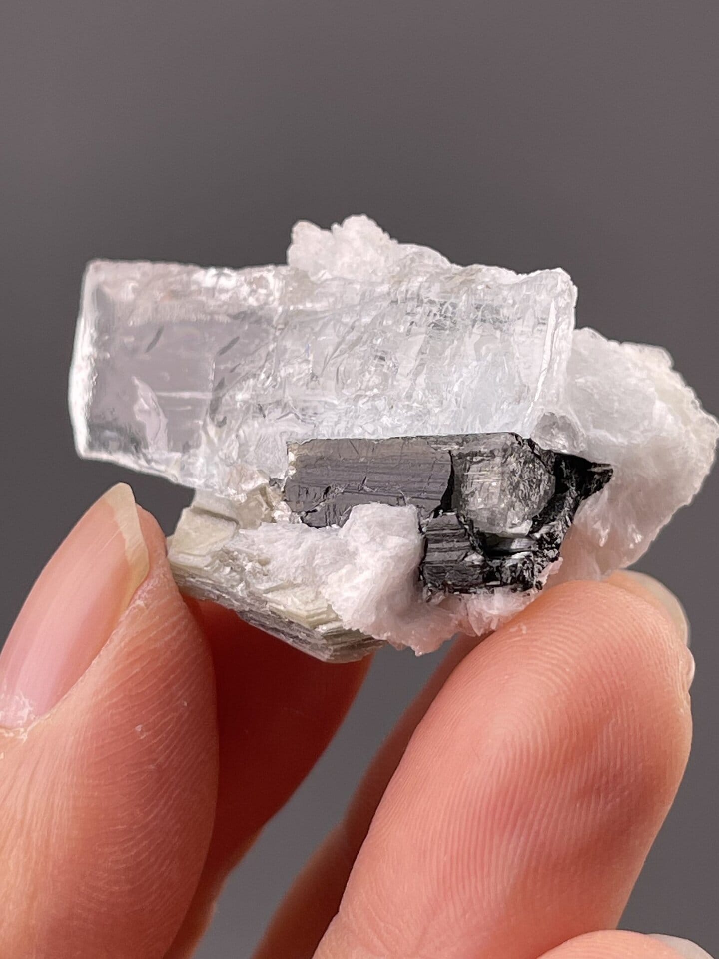 Aquamarine from Xuebaoding Mountain Pingwu Sichuan, SKU 1073