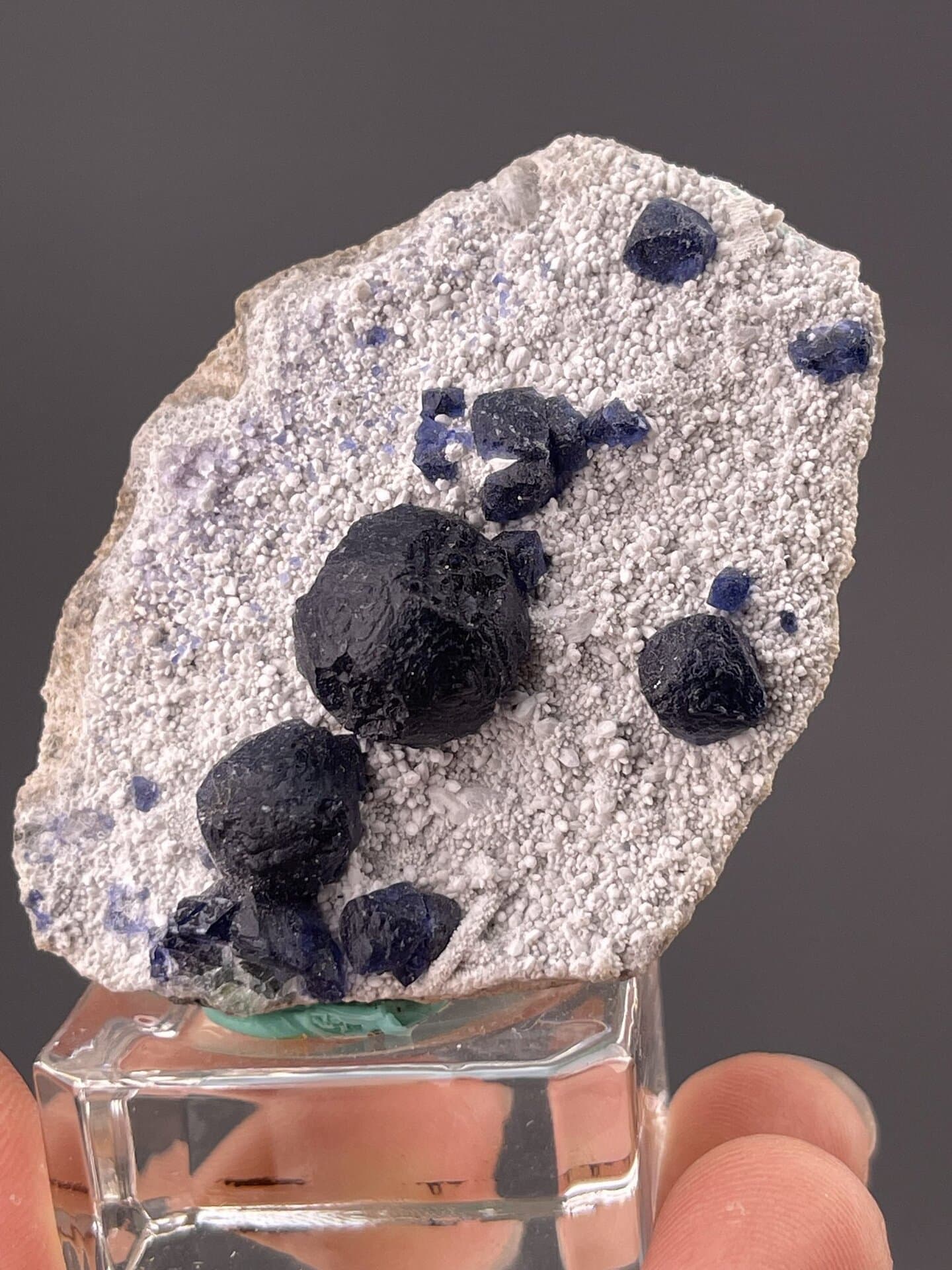 Front view of fluorite on quartz, 24×17×9 mm, Inner Mongolia