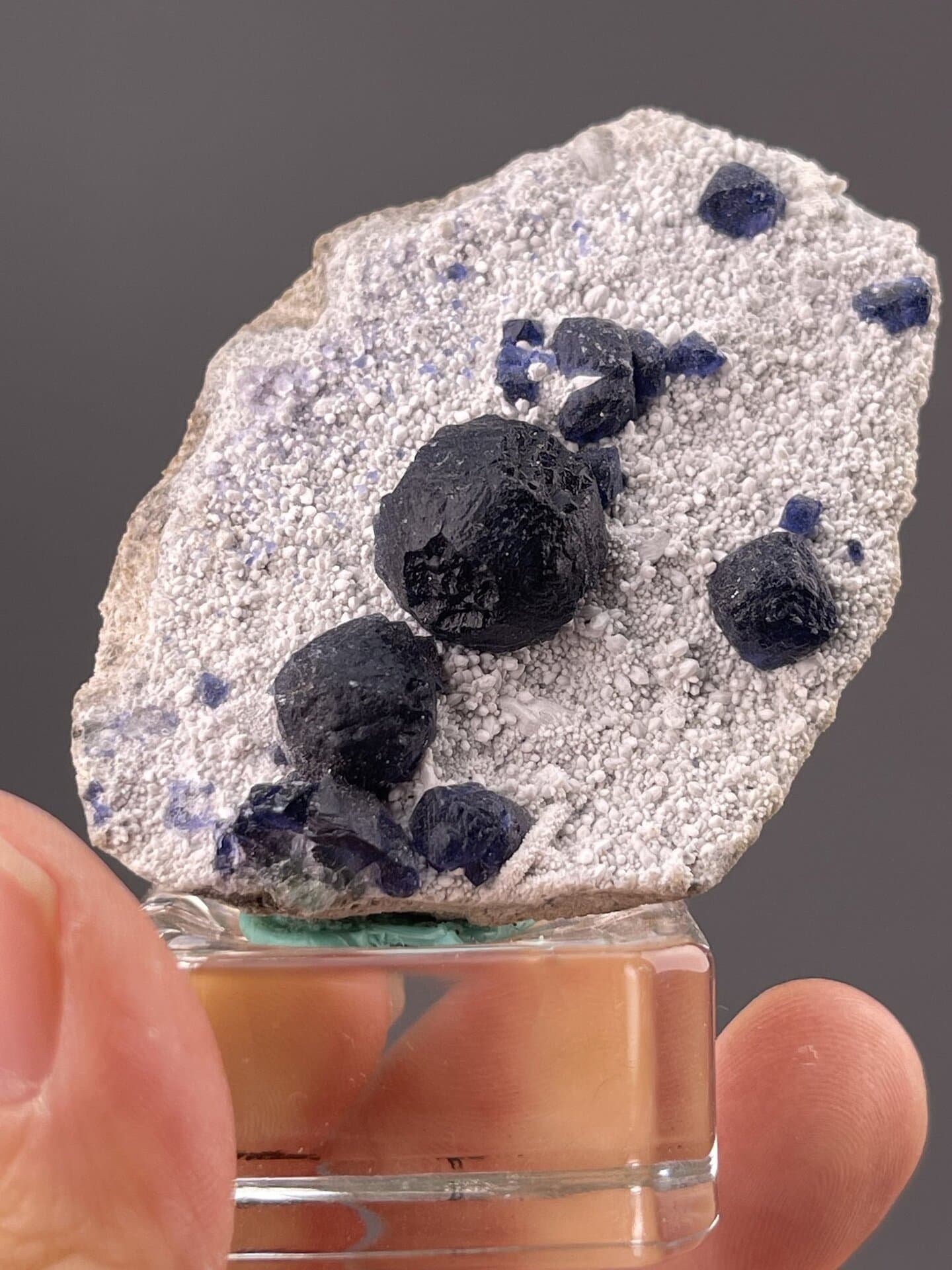 Angled view of Inner Mongolia fluorite highlighting colour contrast