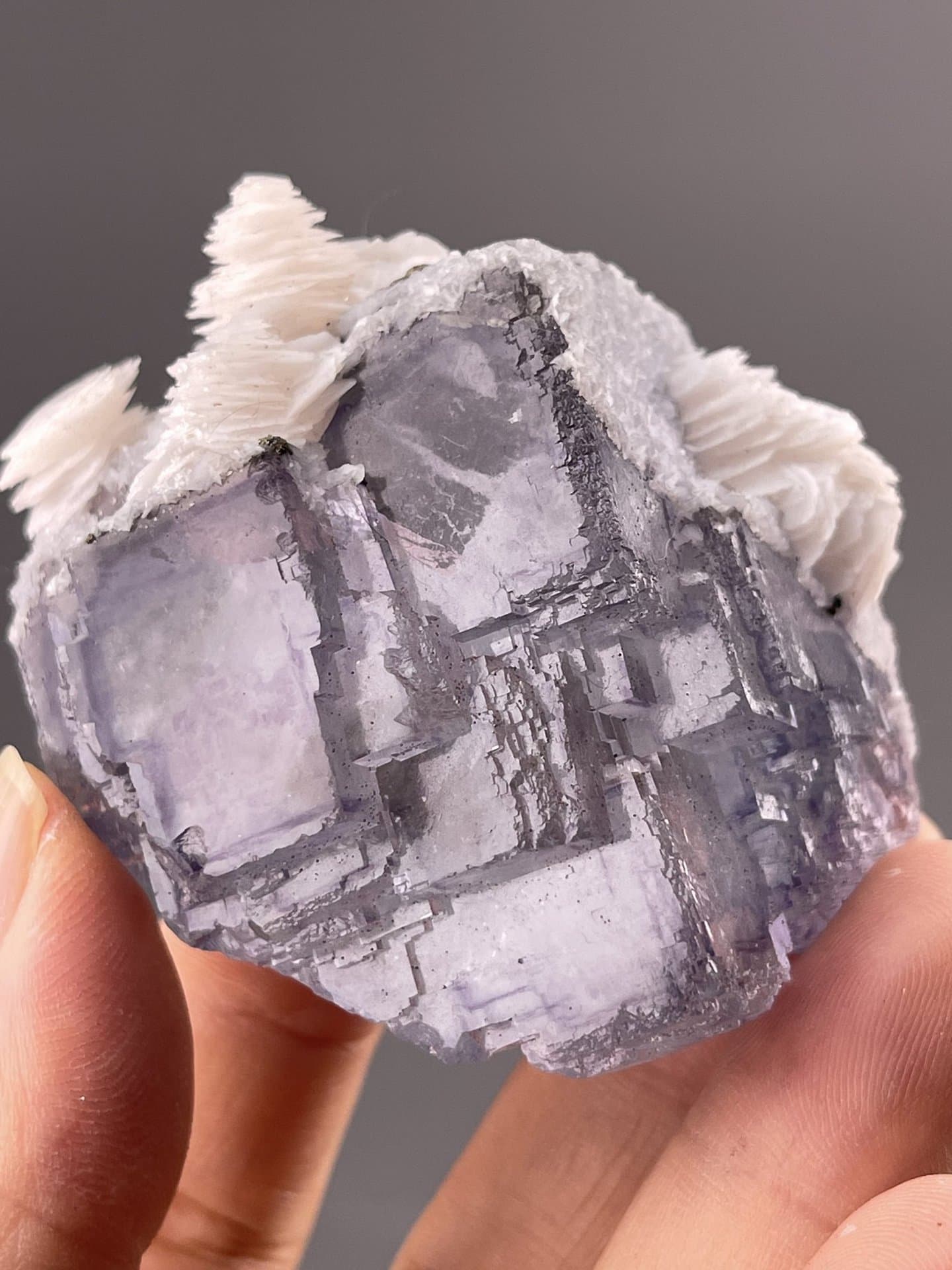 Fluorite Cubic Crystals from Chenzhou, China – side profile
