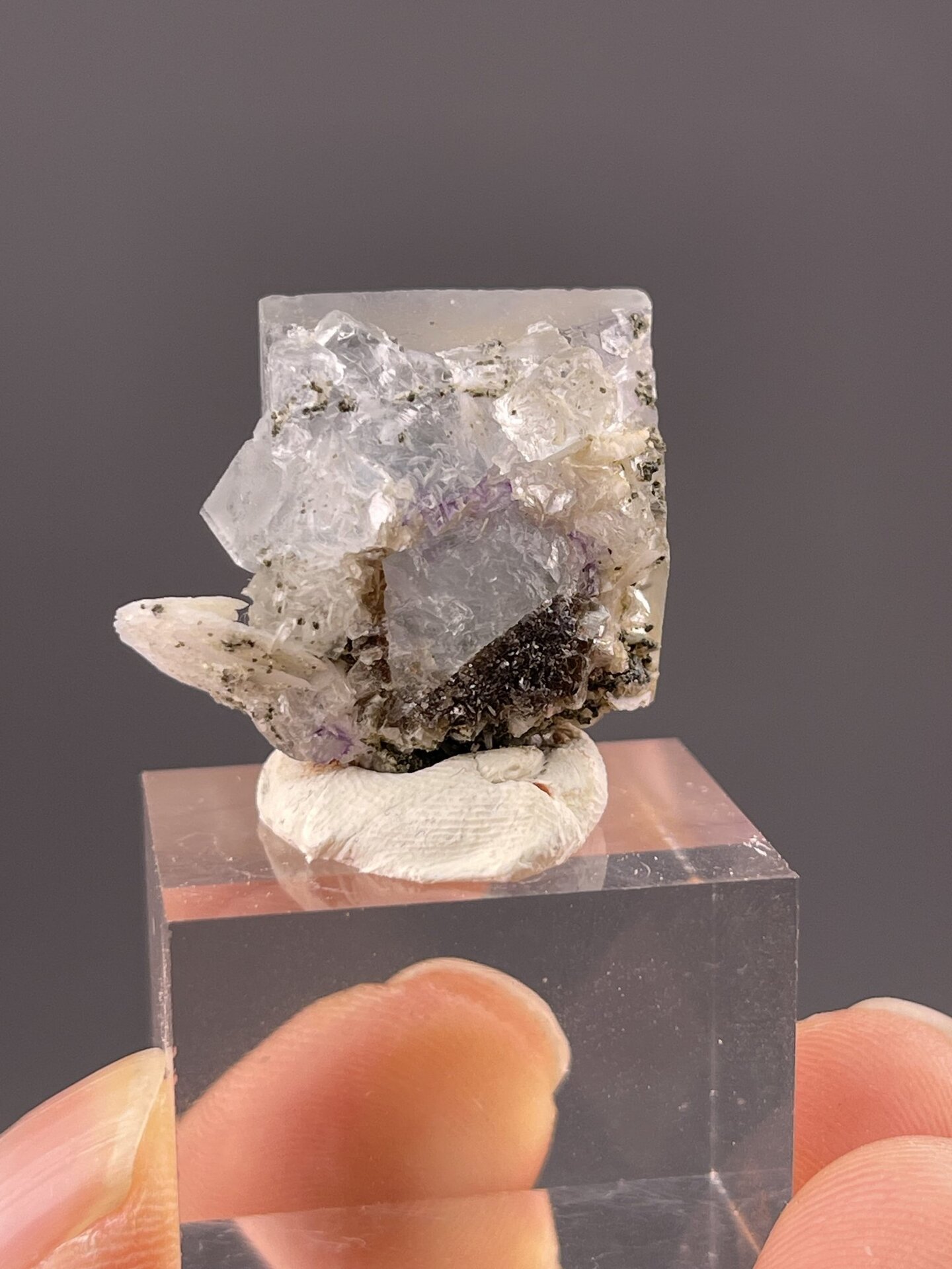 Angled view of Yaogangxian fluorite highlighting water-clear body