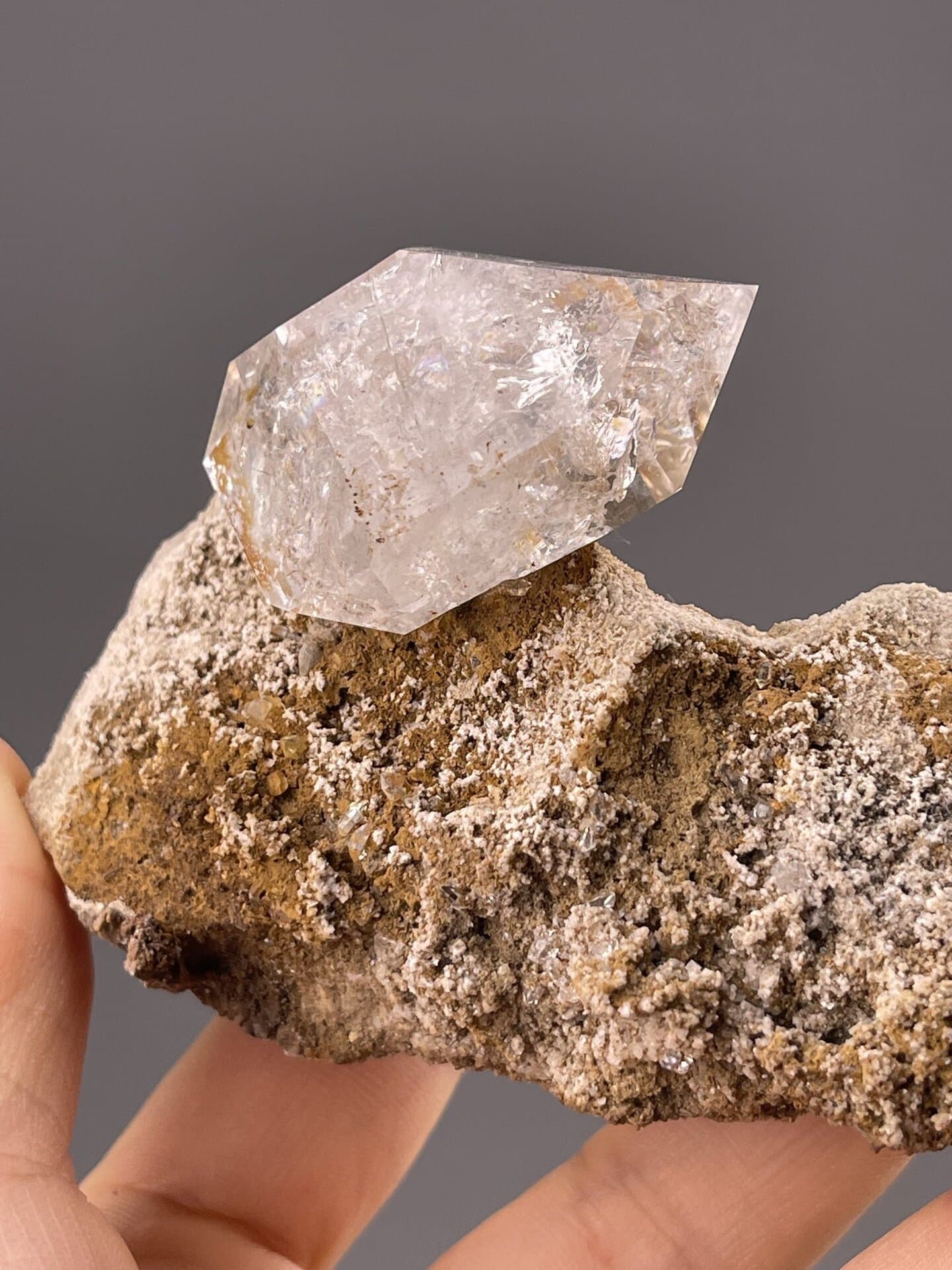 Side view showing full prismatic length of Sichuan quartz specimen