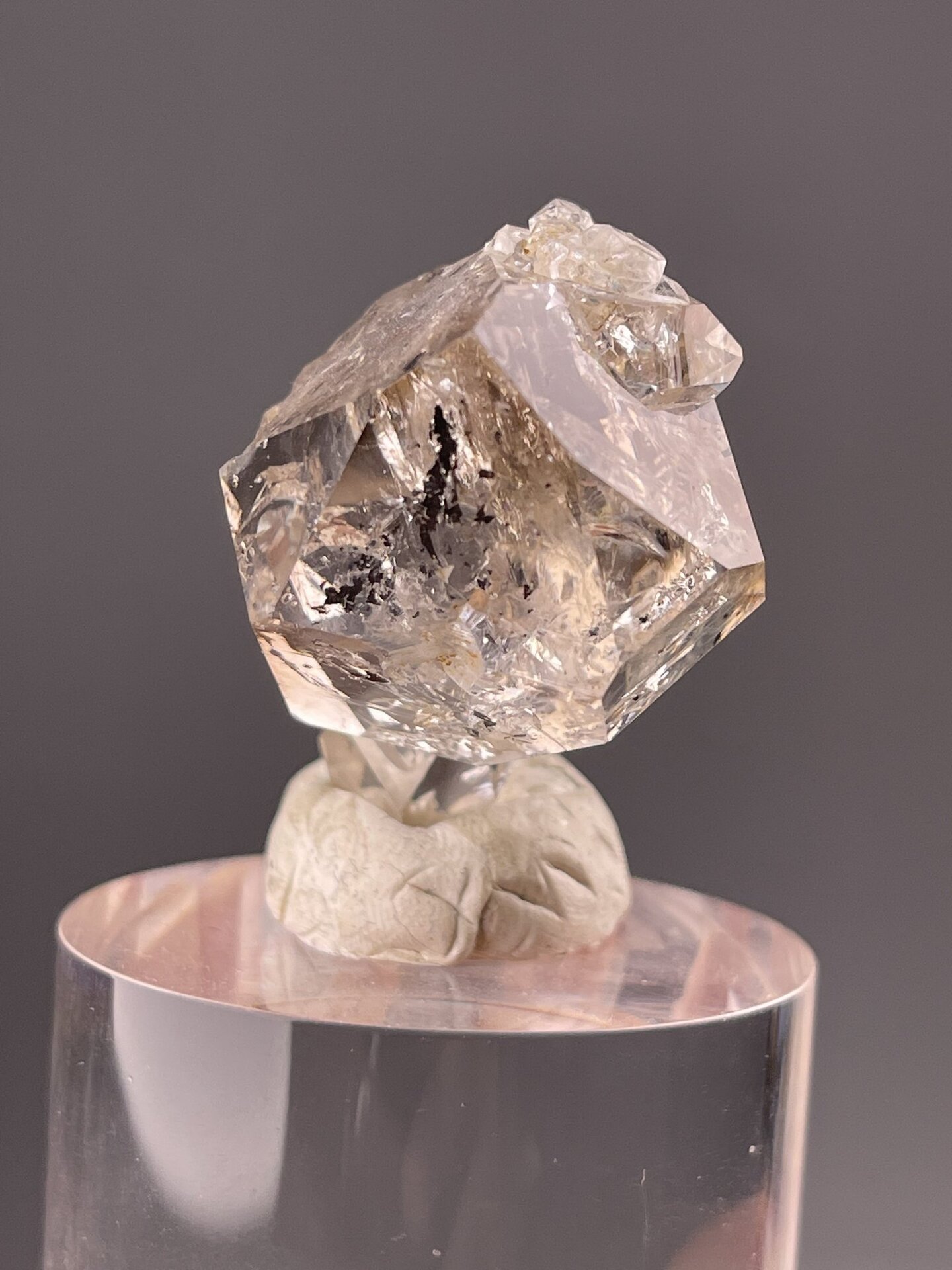 Angled view of Daocheng quartz showing natural doubly terminated form