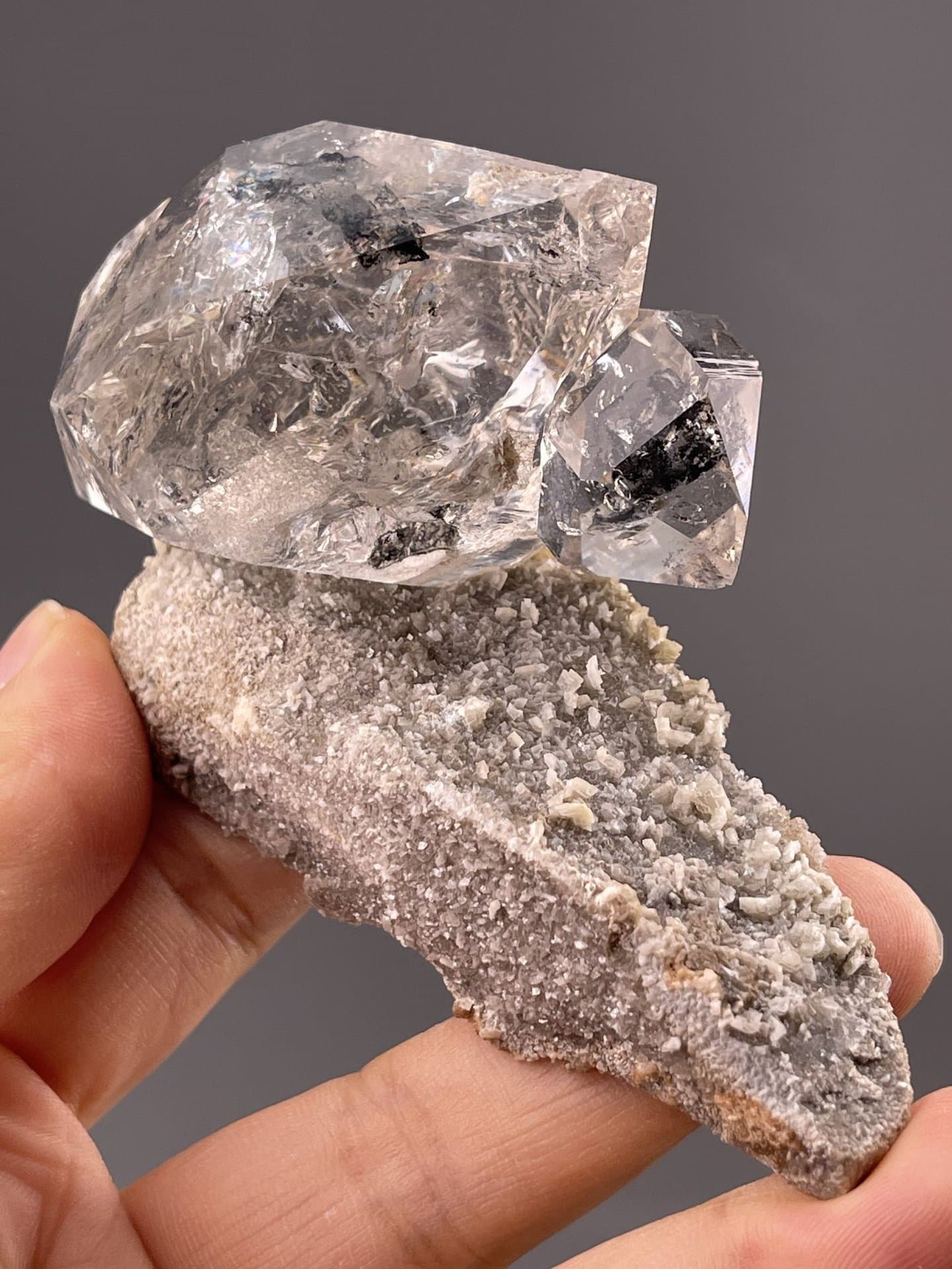 Detail of quartz body showing vitreous luster and colorless interior