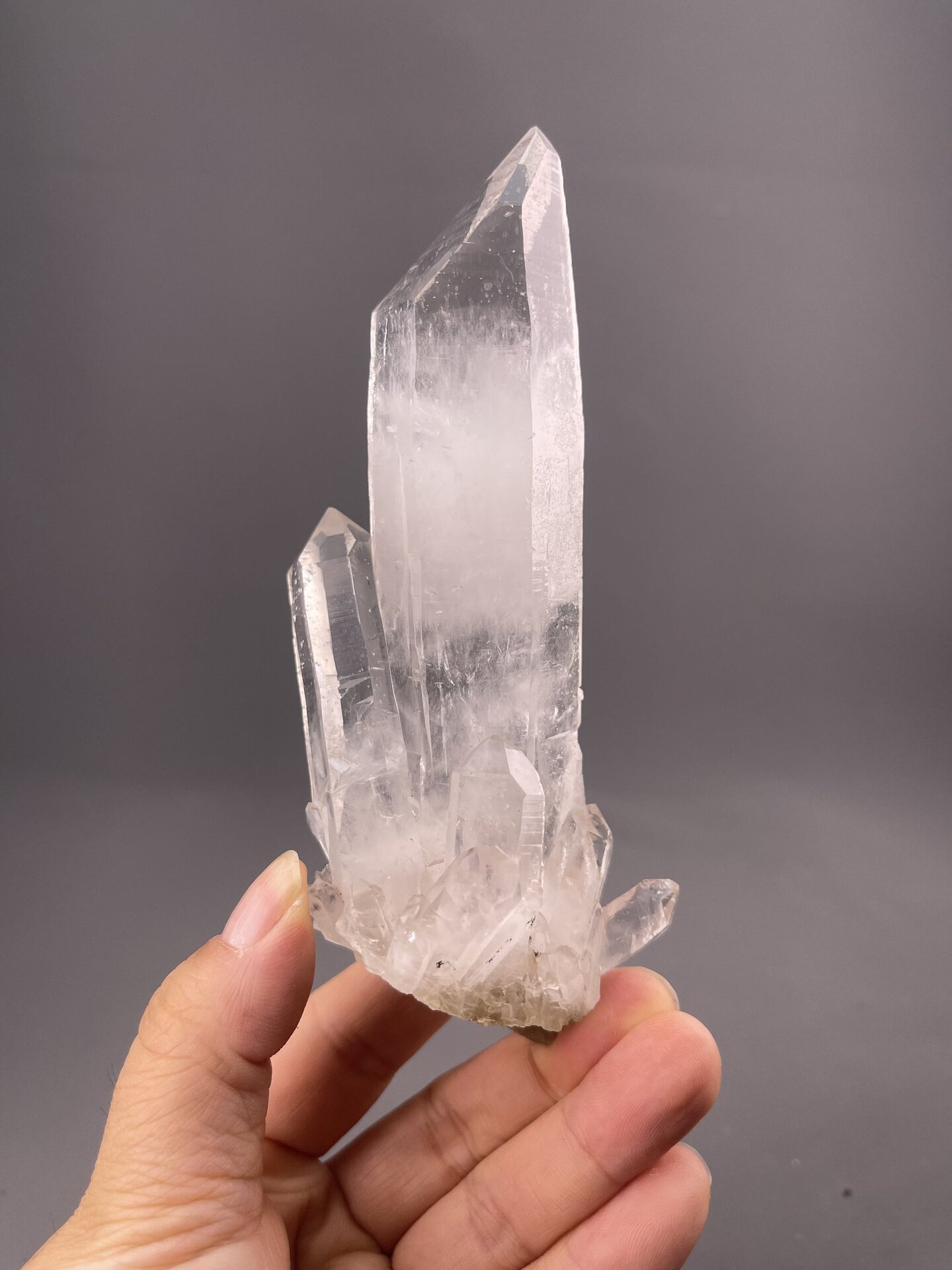 Himalayan Quartz Crystal - Prismatic Clarity - Parvati Valley Origin - Collectible Gemstone