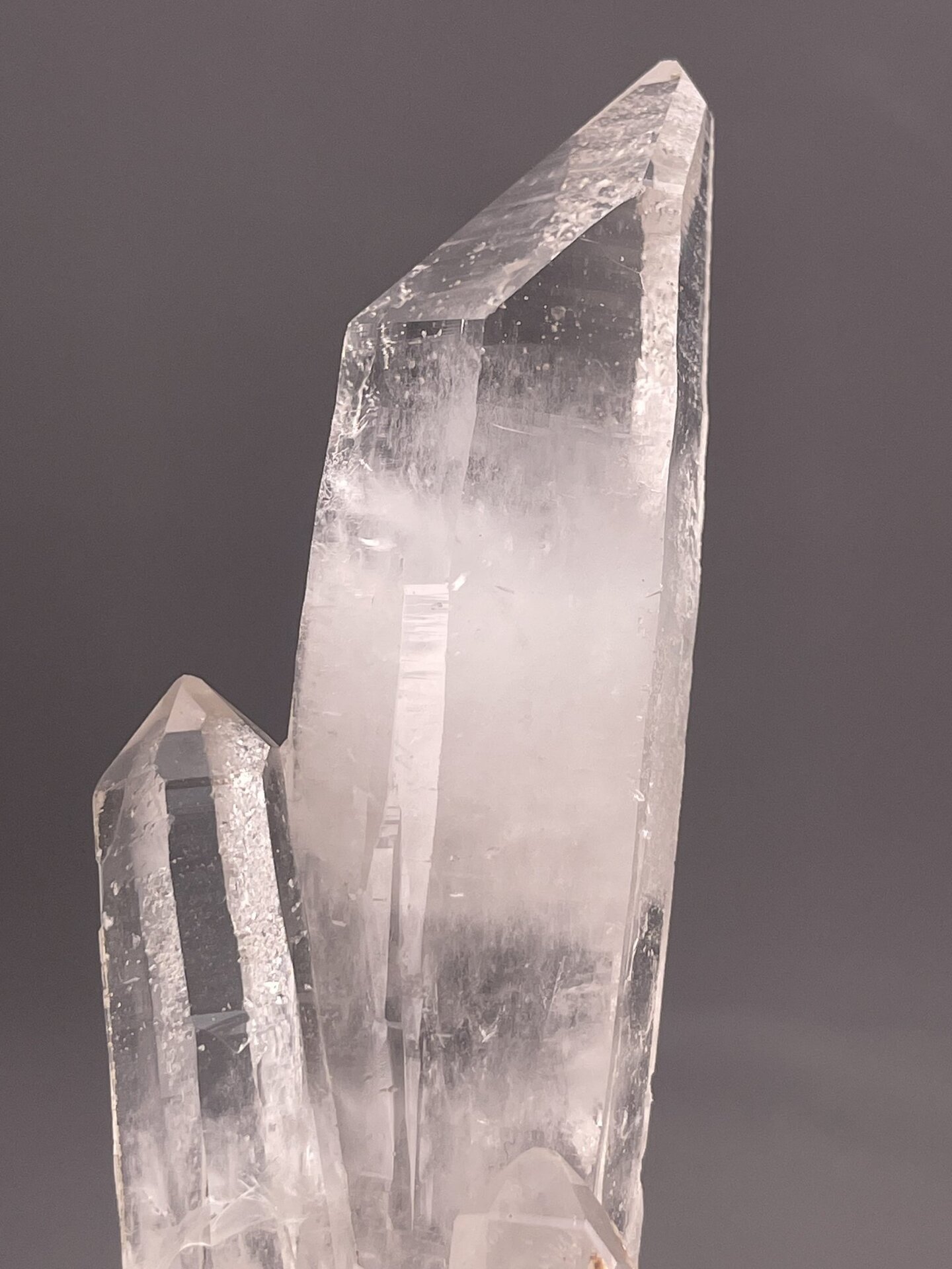 Himalayan Quartz Crystal from Parvati Valley, Pakistan – top-down view