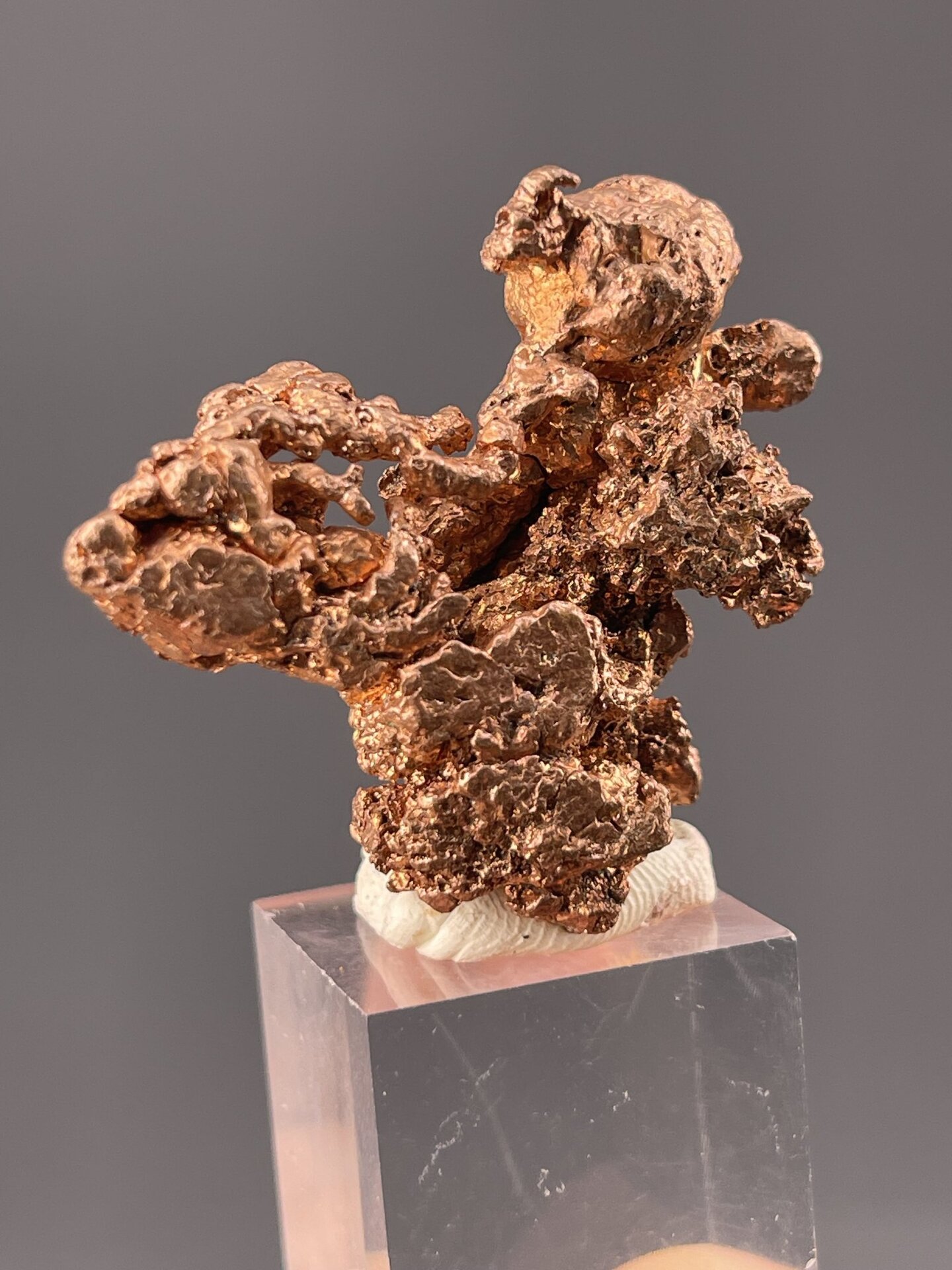 Cu isometric native copper, Mohs 2.5–3, Yichun Mine Jiangxi