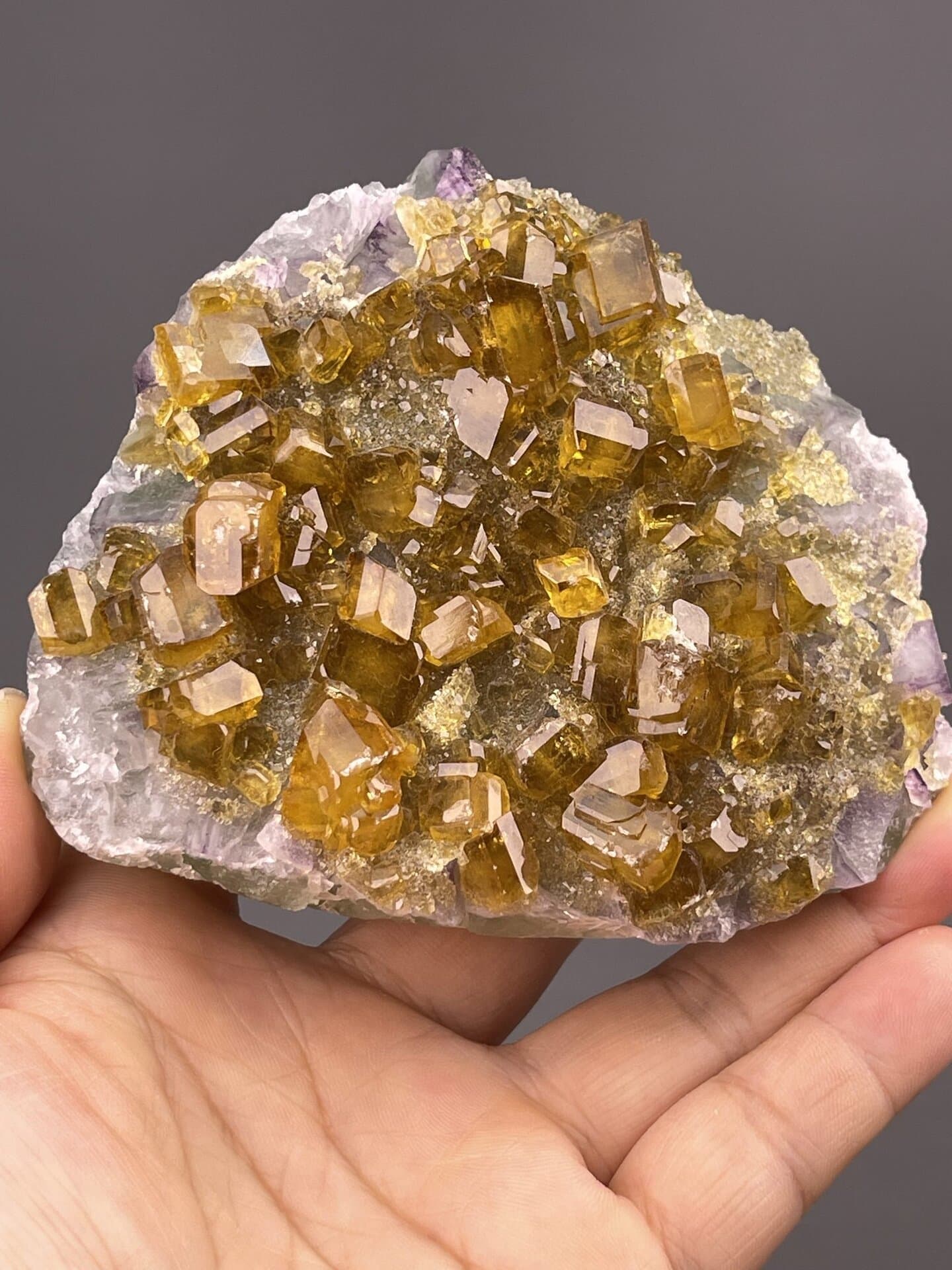 Golden-brown barite specimen showing vitreous to pearly luster, Dexing Mine