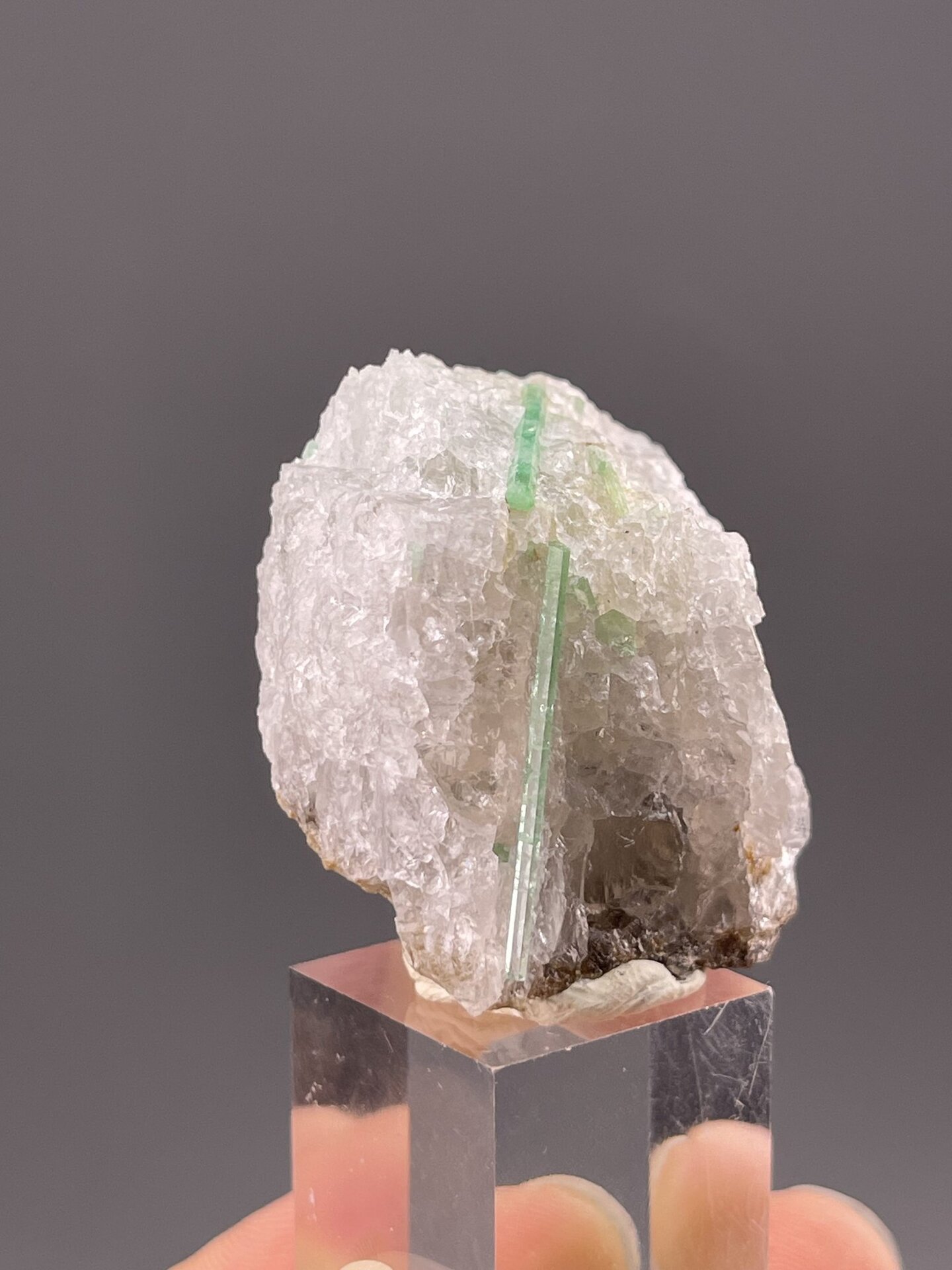 Top view of emerald crystal showing hexagonal cross-section
