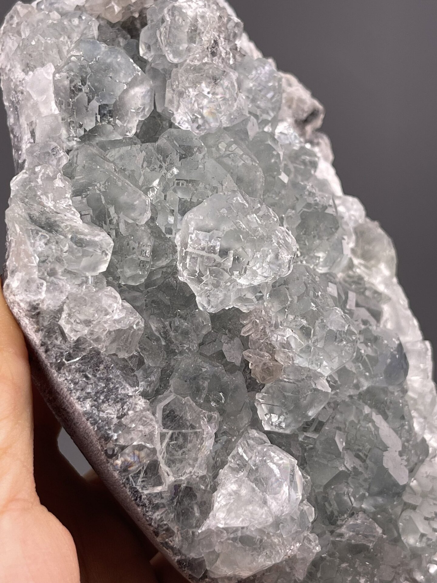 Large green fluorite with rounded botryoidal surface, 23.5 g