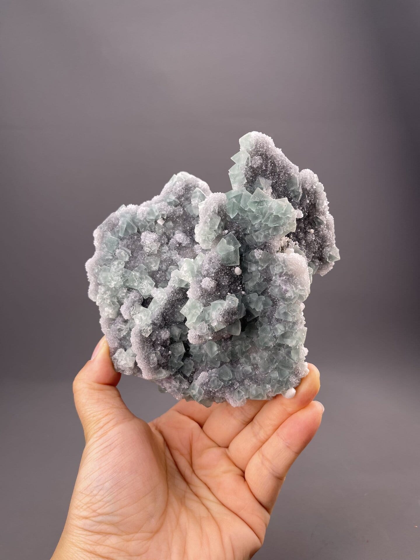 Front view of fluorite cluster, 47×45×20 mm, Fujian Province