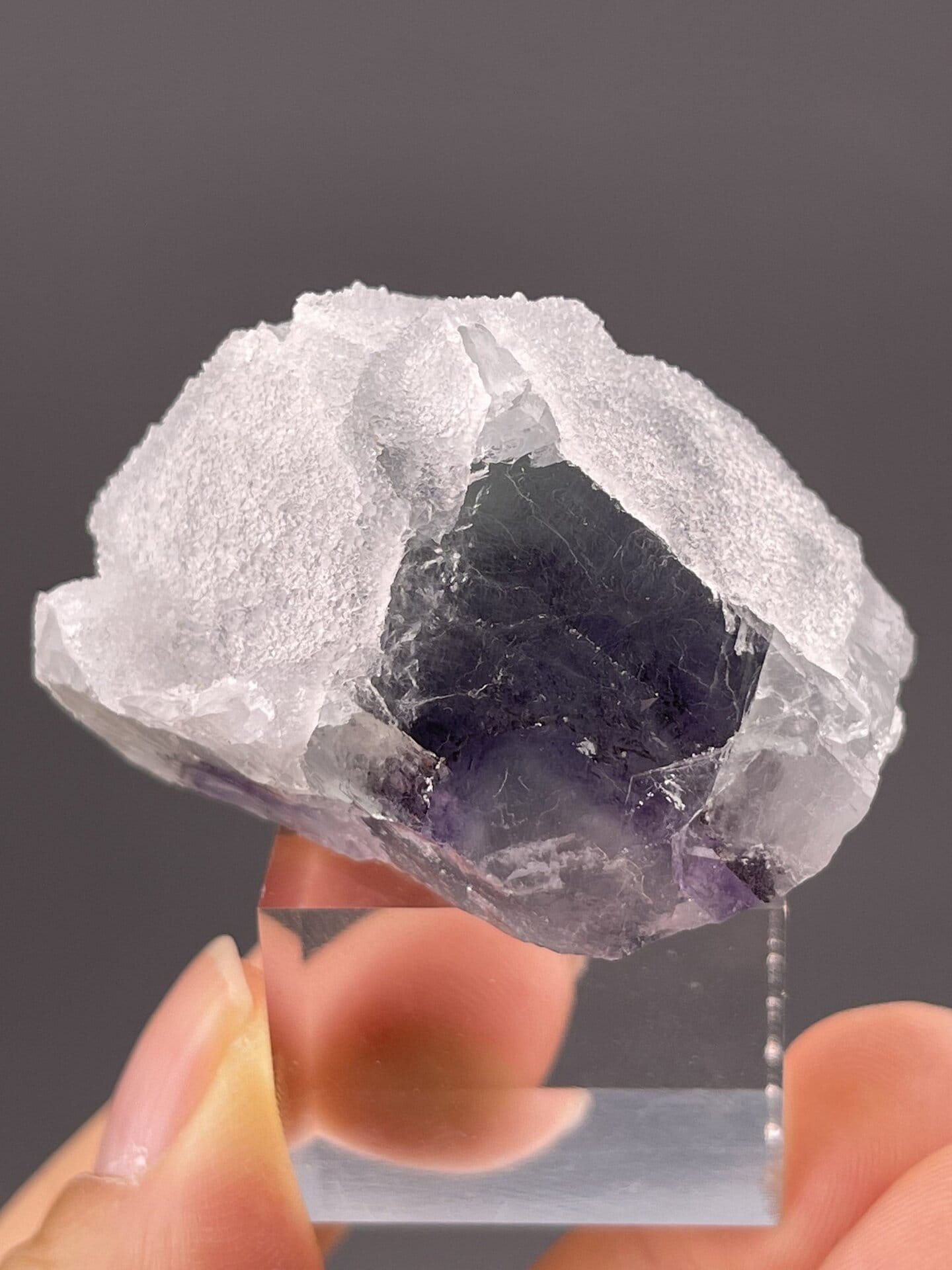 Front view of octahedral fluorite, 18×14×13 mm, Fujian Province