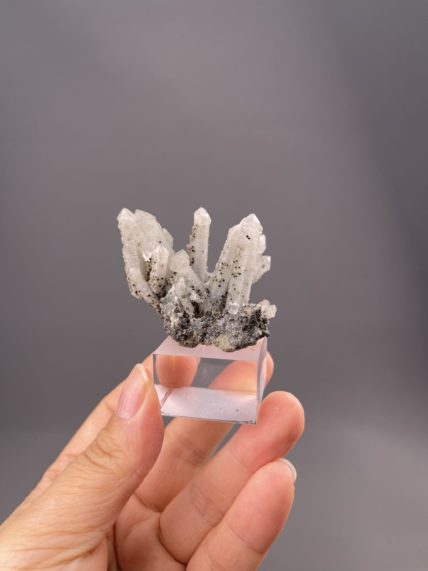 Green screw quartz with twisted prismatic habit from Inner Mongolia, China