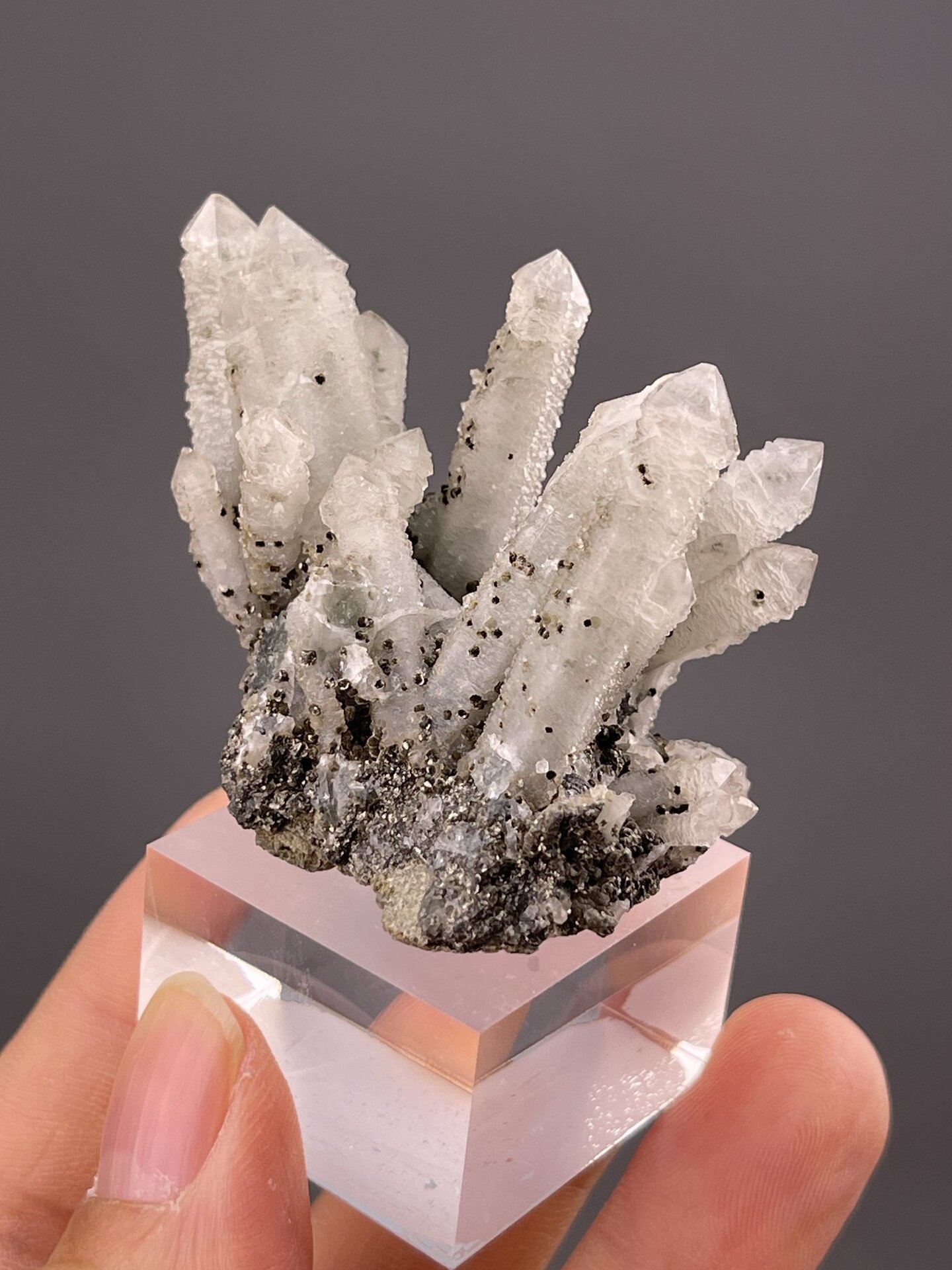 Close-up of twisted quartz showing spiralling crystal faces