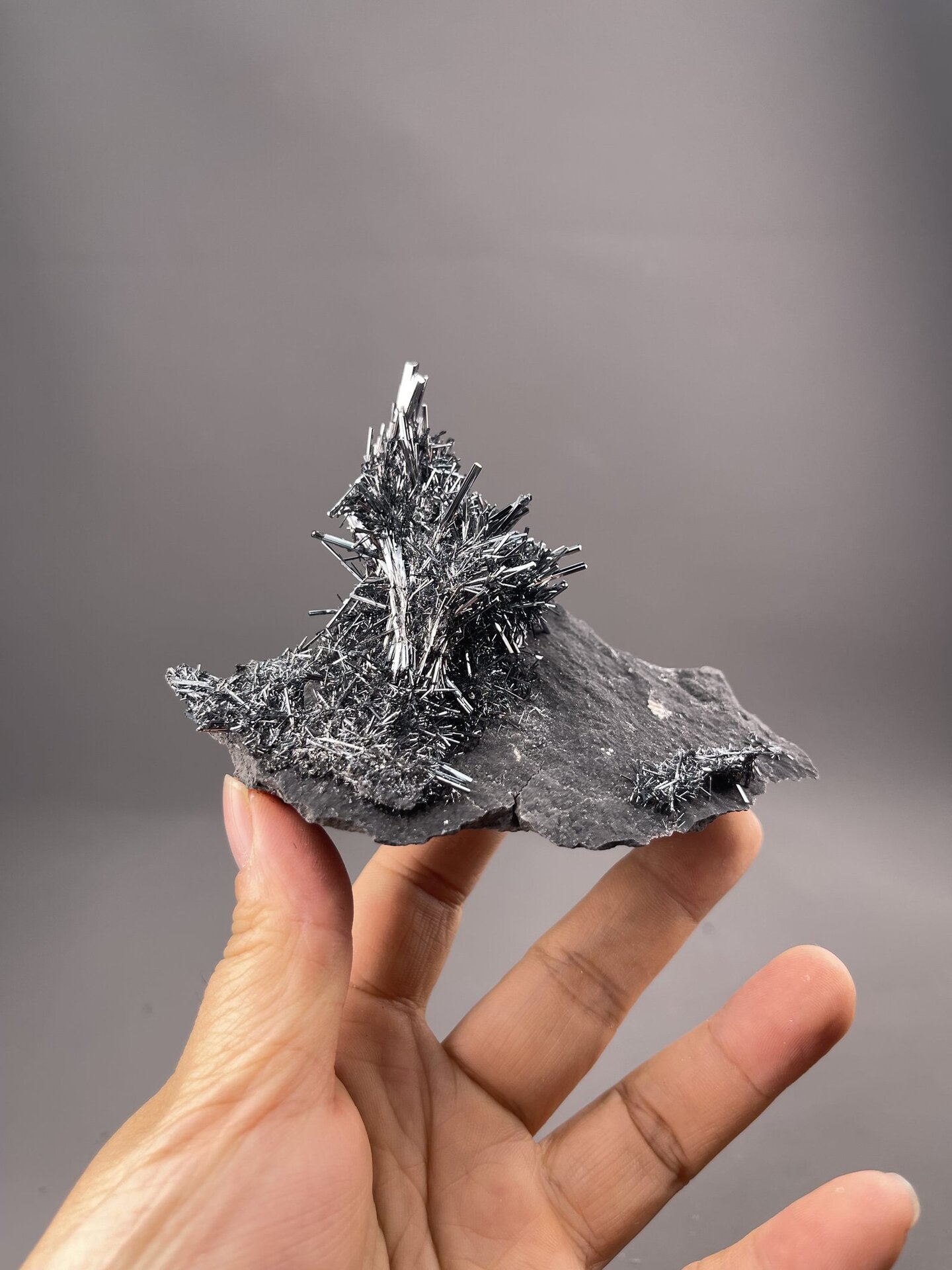 Stibnite Crystals from Lengshuijiang, China – side profile