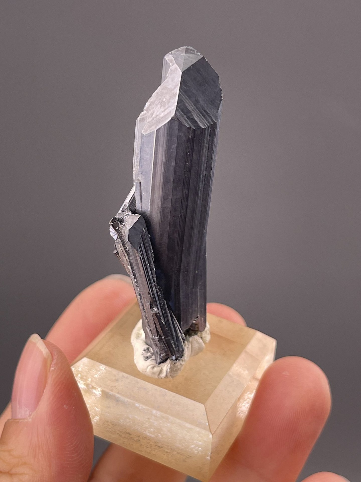 Stibnite crystal from Lengshuijiang Mine Hunan China, SKU 1088