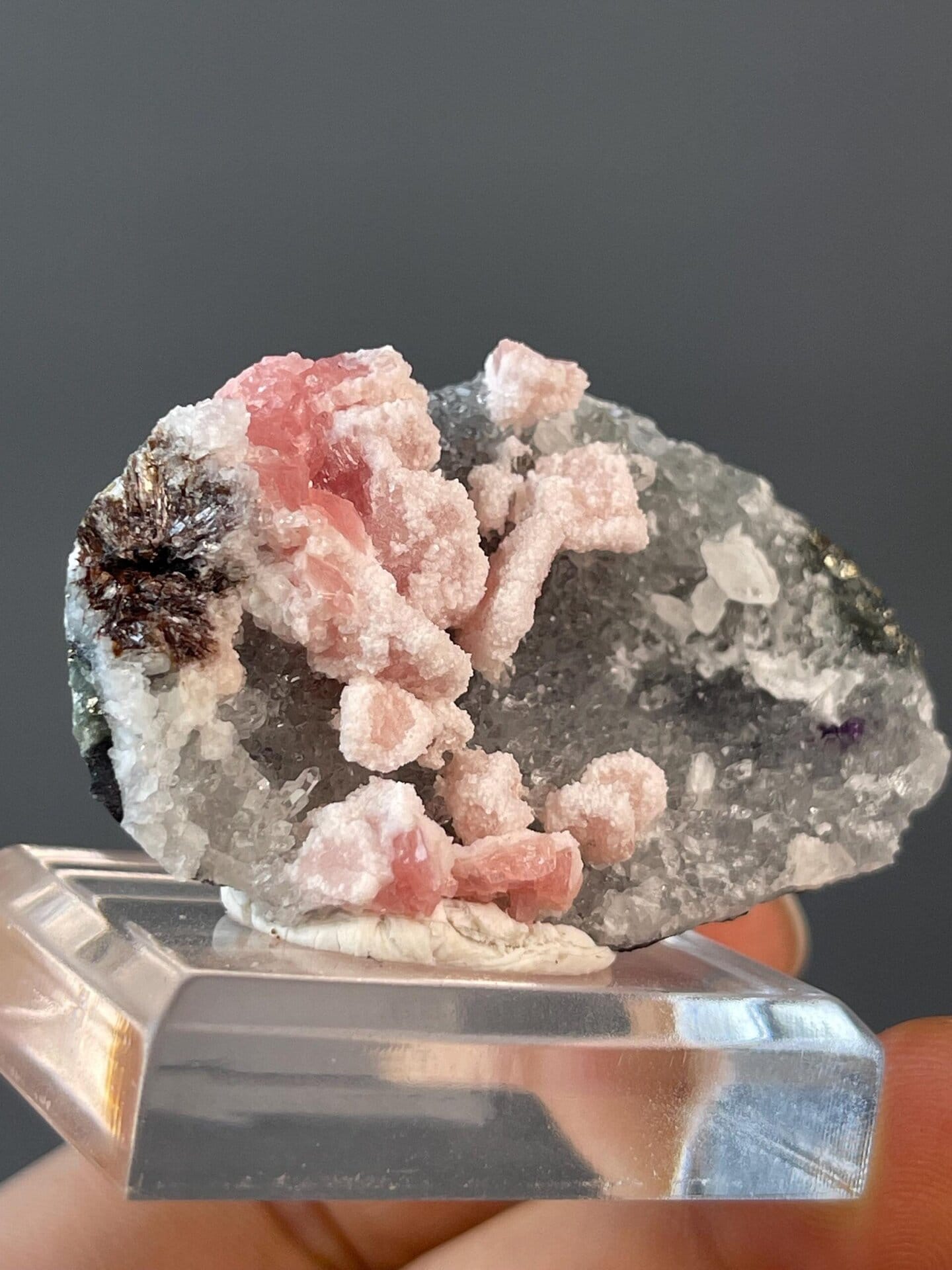 Top view of rhodochrosite petal formation