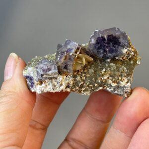 Fluorite Crystal - Tri-Twin Formation with Purple Highlights - Geological Origin - Decorative and Healing Use