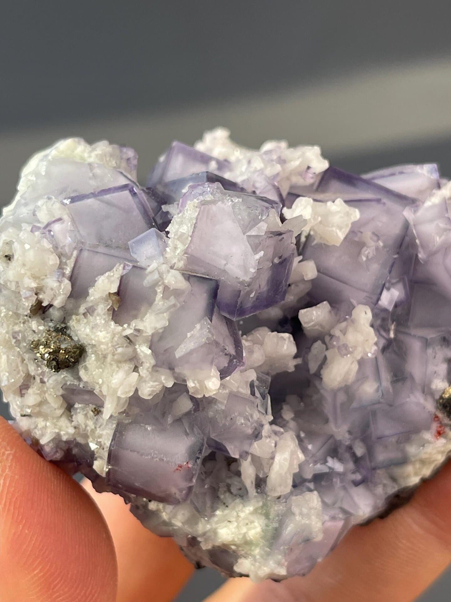 Natural fluorite crystal preservation detail