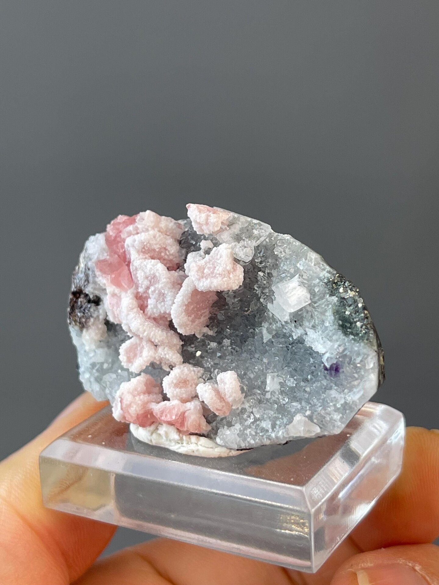 Side view of rhodochrosite petal showing thickness