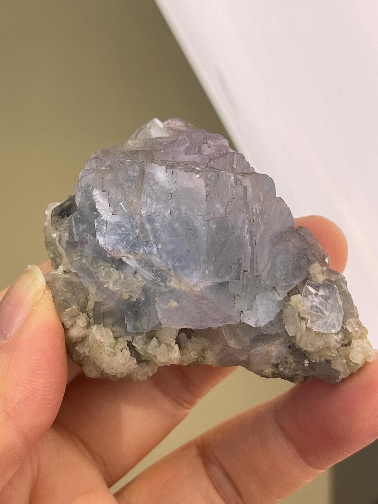 Stepped crystal growth layers on blue fluorite