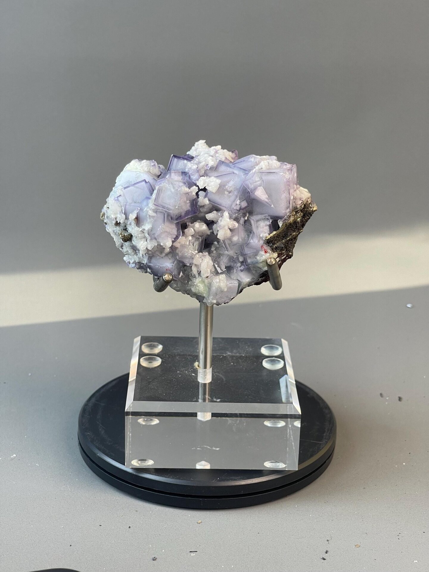 Purple fluorite specimen from Yao Gang County Hunan