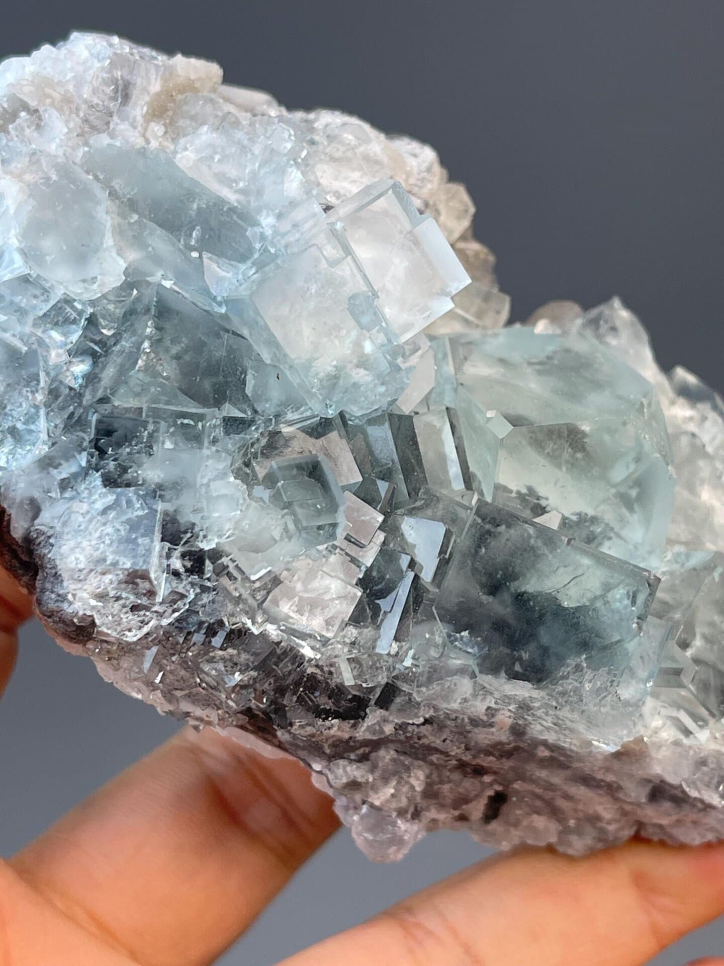 Blue fluorite cube with characteristic Zhejiang province coloring