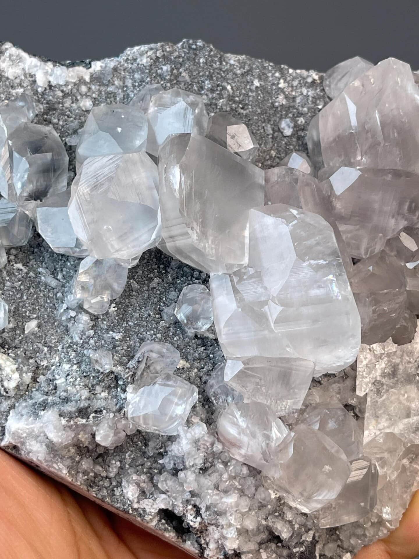 Calcite crystal cluster measuring 5.2×4.8×1.6 inches