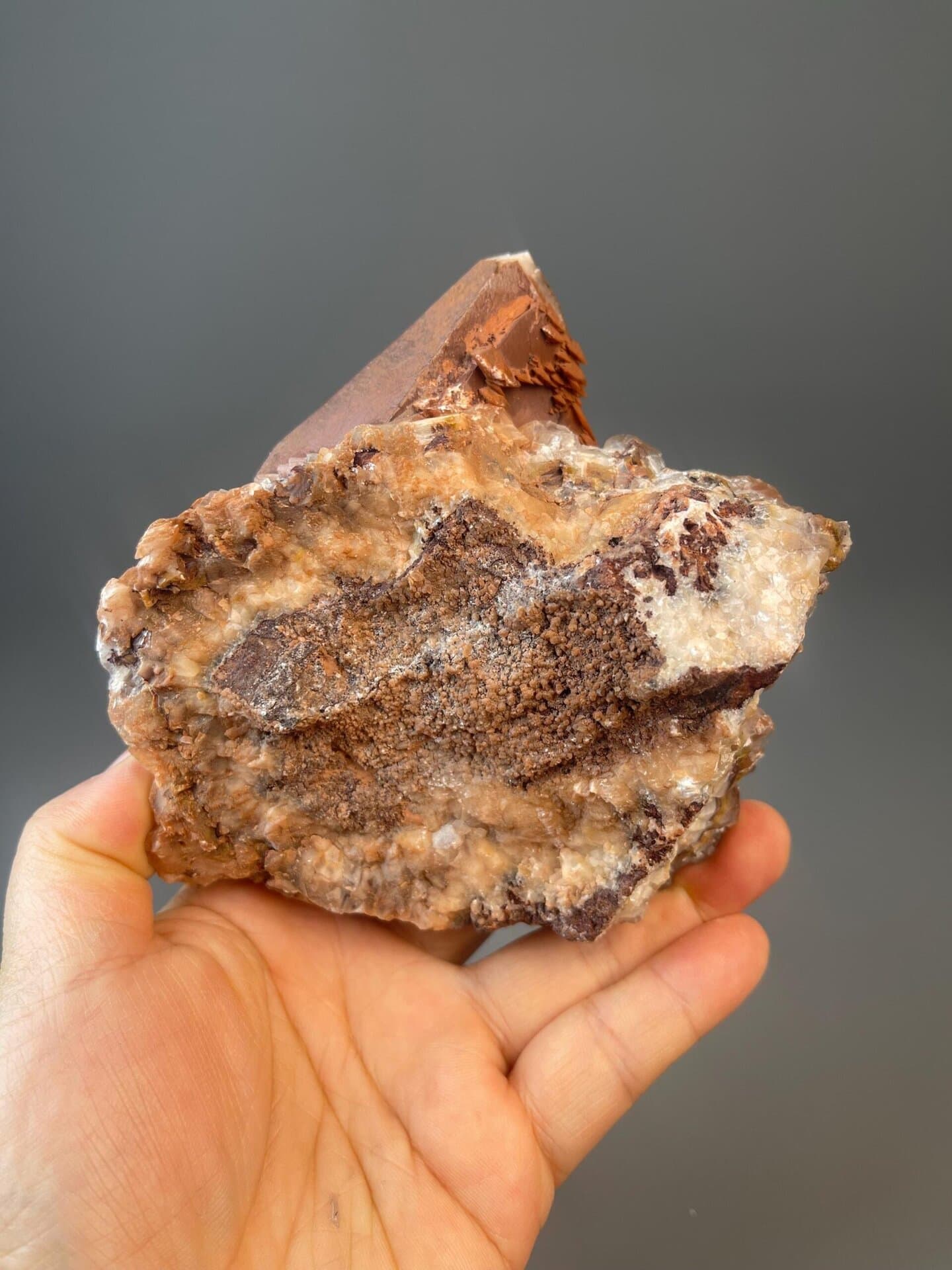 Hubei calcite with deep red color from Daye mineral locality