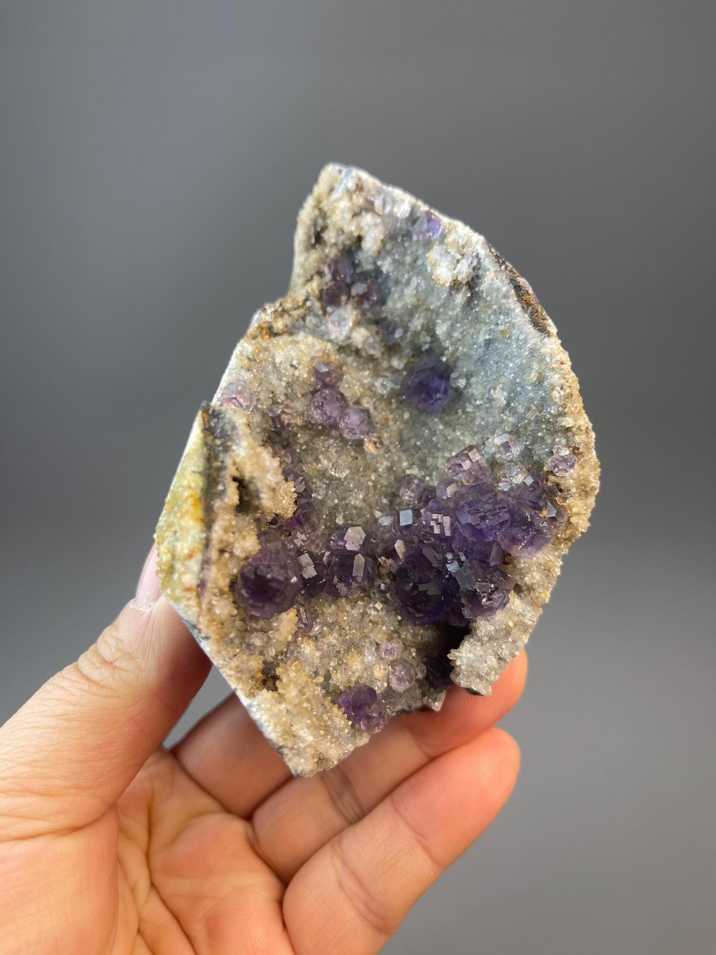 Fluorite spheres on quartz matrix from Fujian Province, China