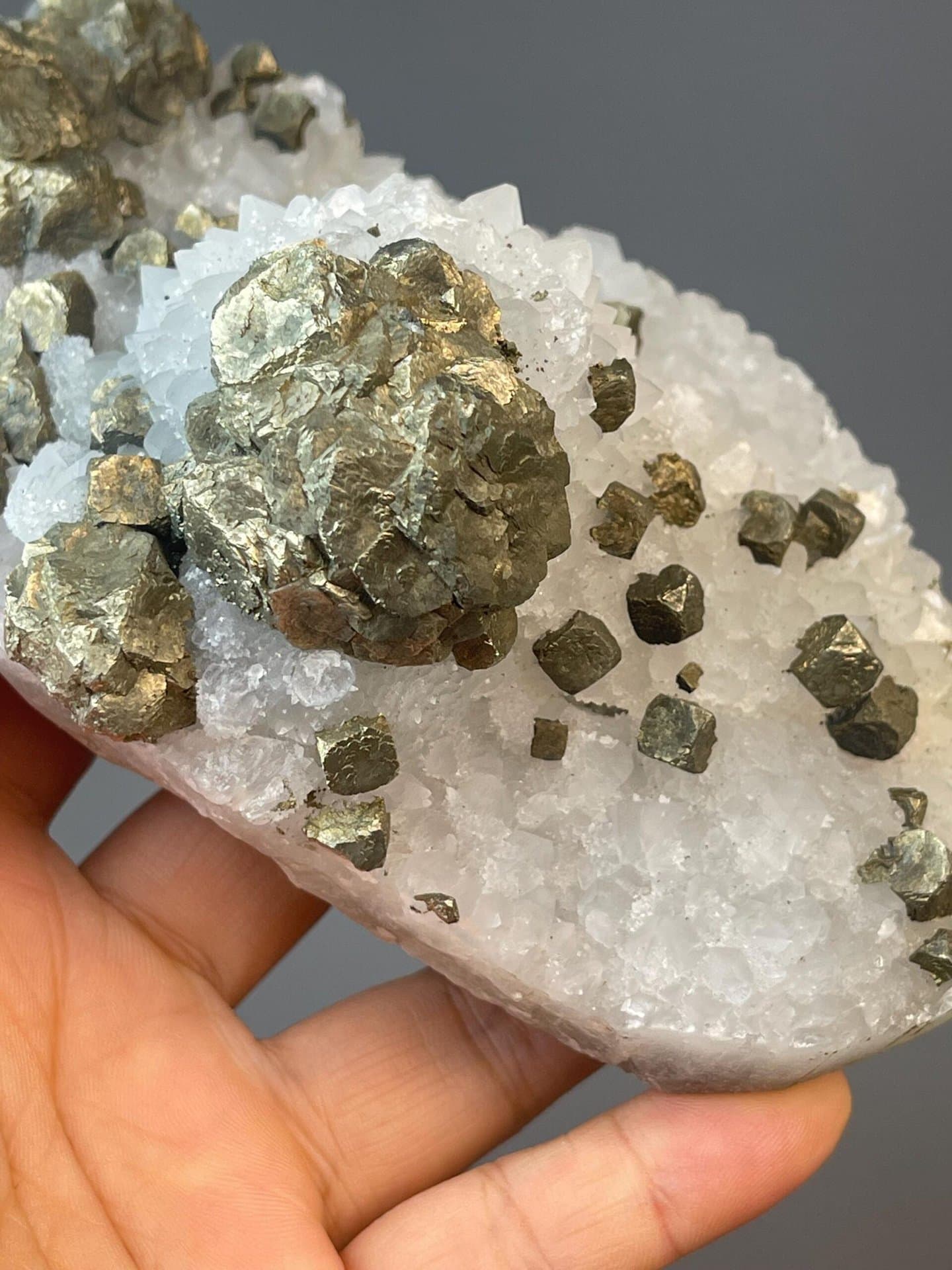 Chalcopyrite on quartz measuring 5.5×3.5×2.3 inches