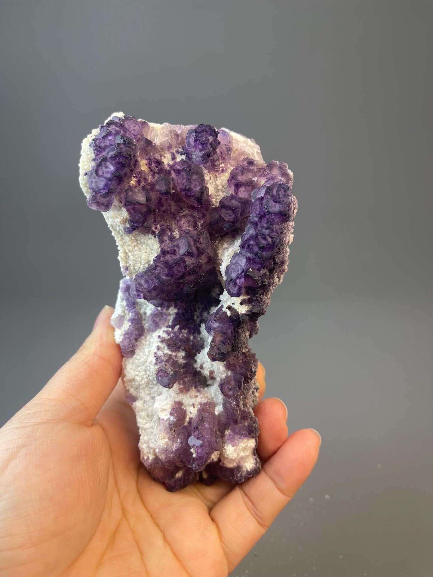 Collector fan-shaped fluorite specimen from Guizhou, China