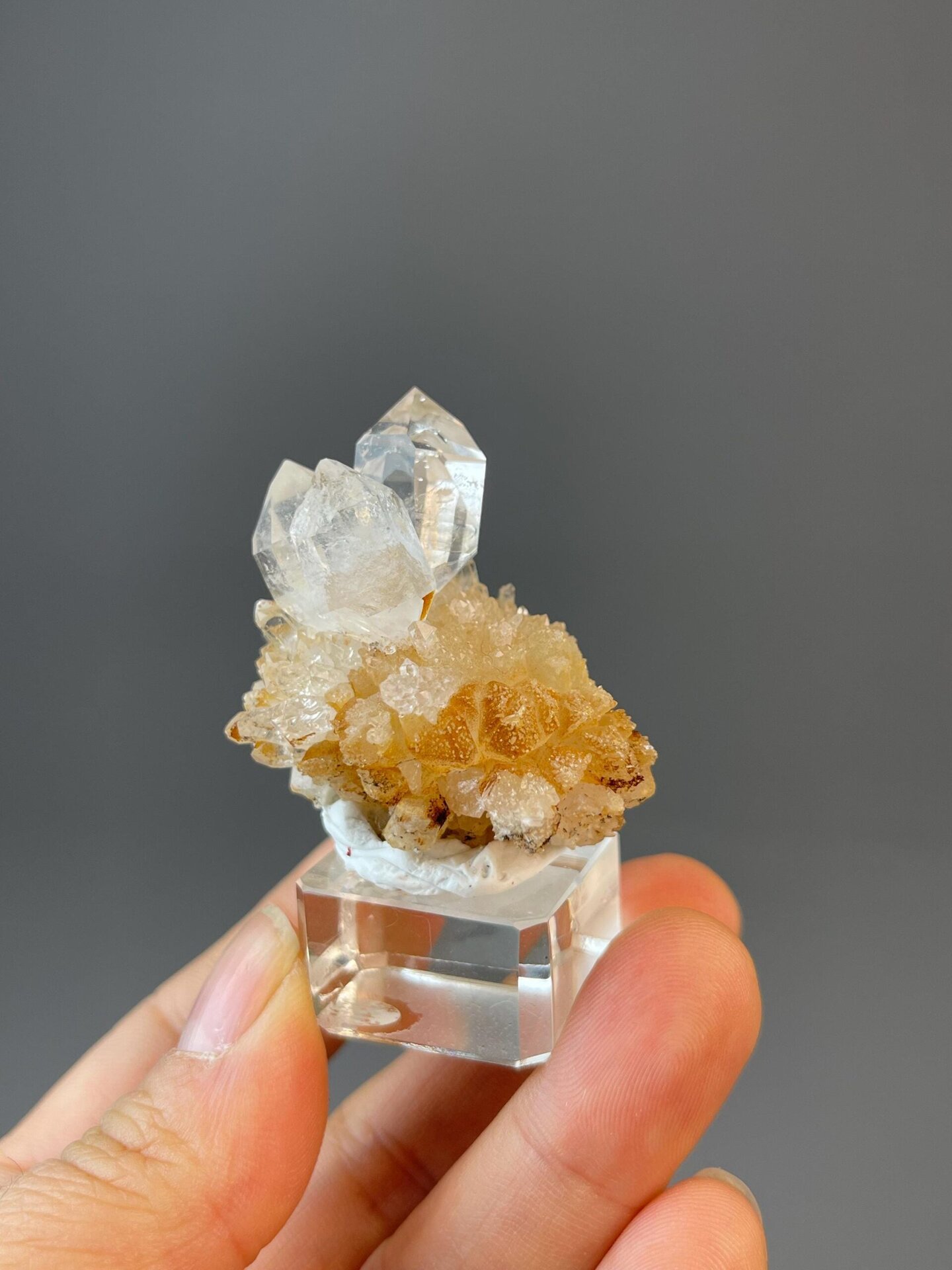 Terminated clear quartz crystal, Namibia, vitreous luster