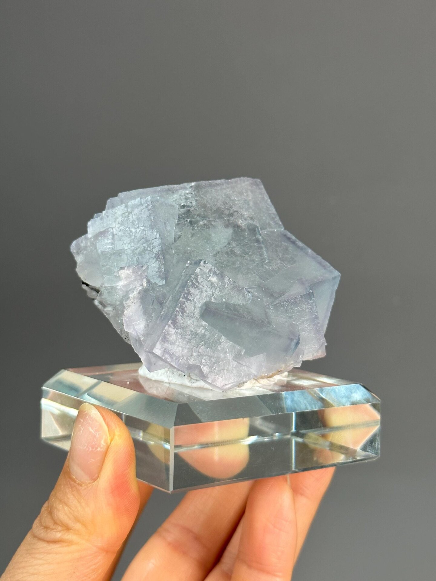 Close-up of interpenetrating purple-blue fluorite twin