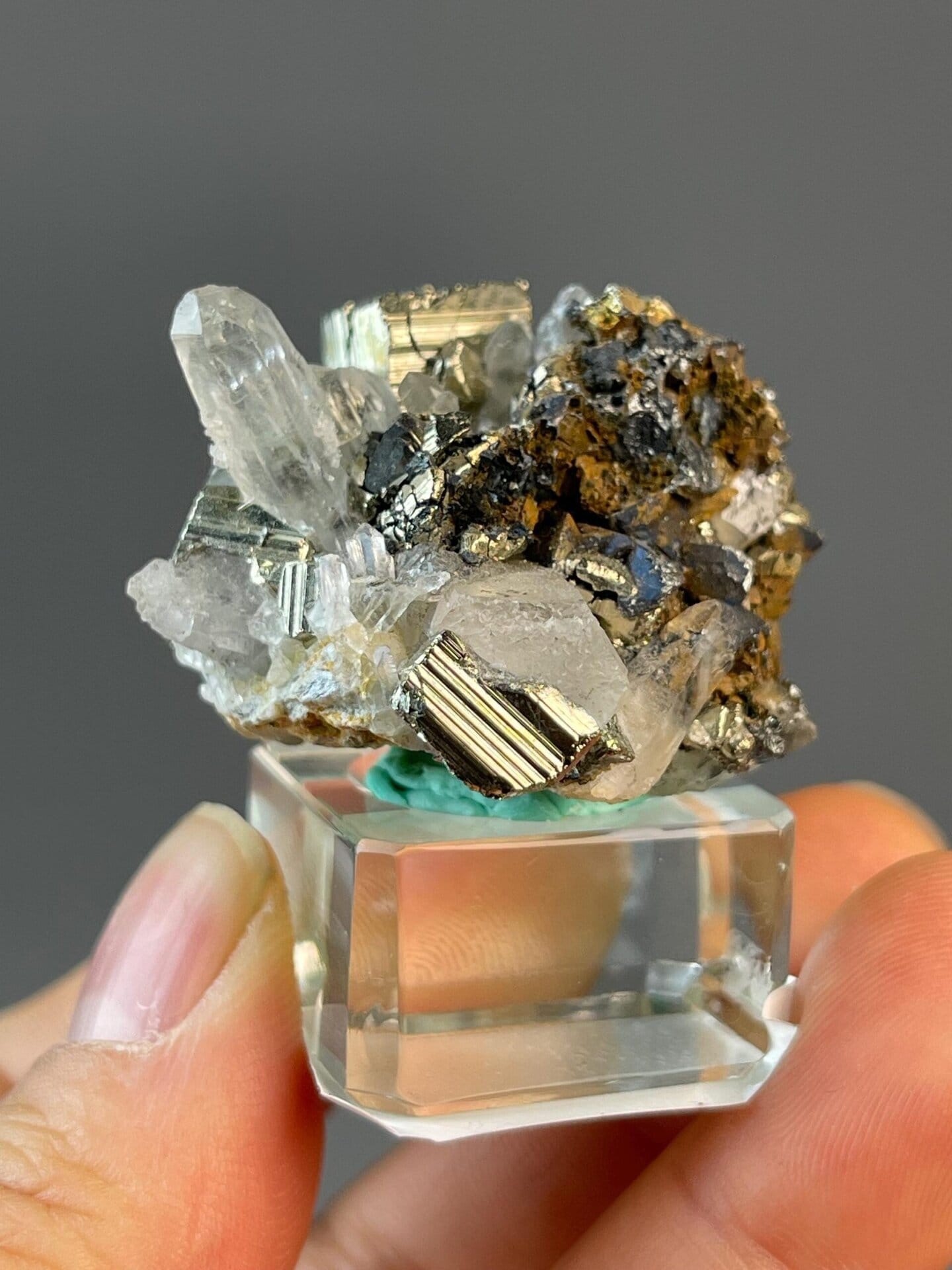 Collector pyrite with columnar cubic formation from Spain