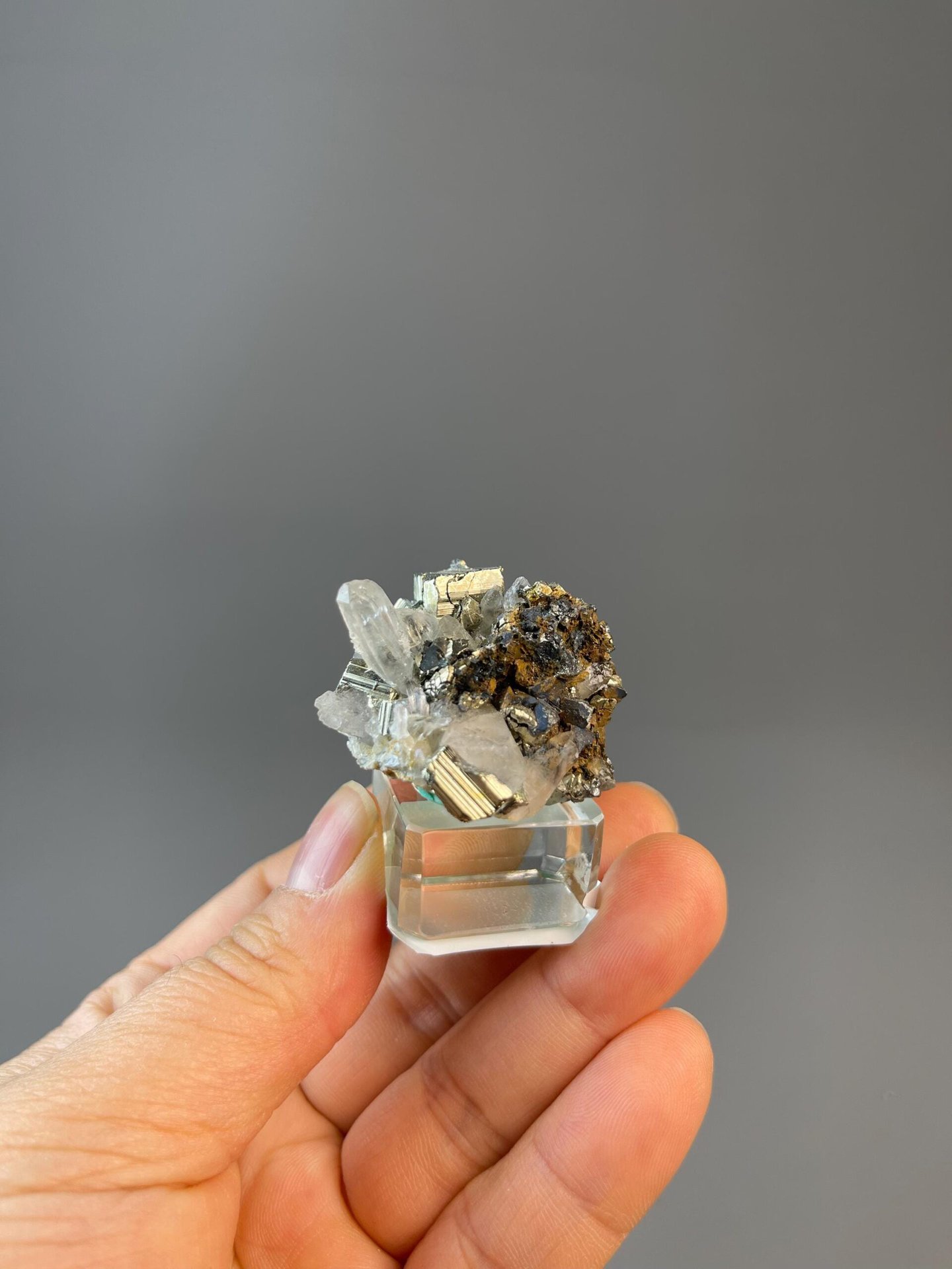 Pyrite columnar crystal from Spain with sharp cubic faces