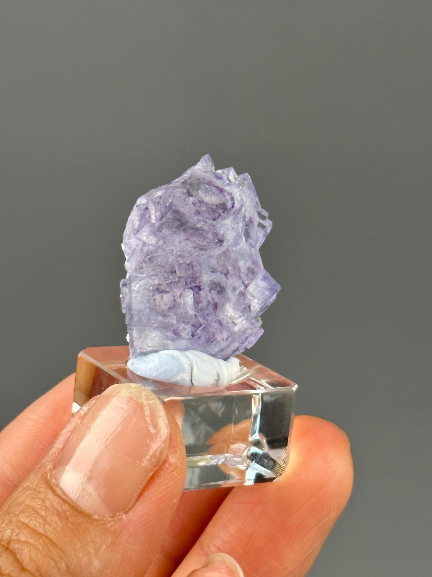 Color zoning in purple twin fluorite close-up