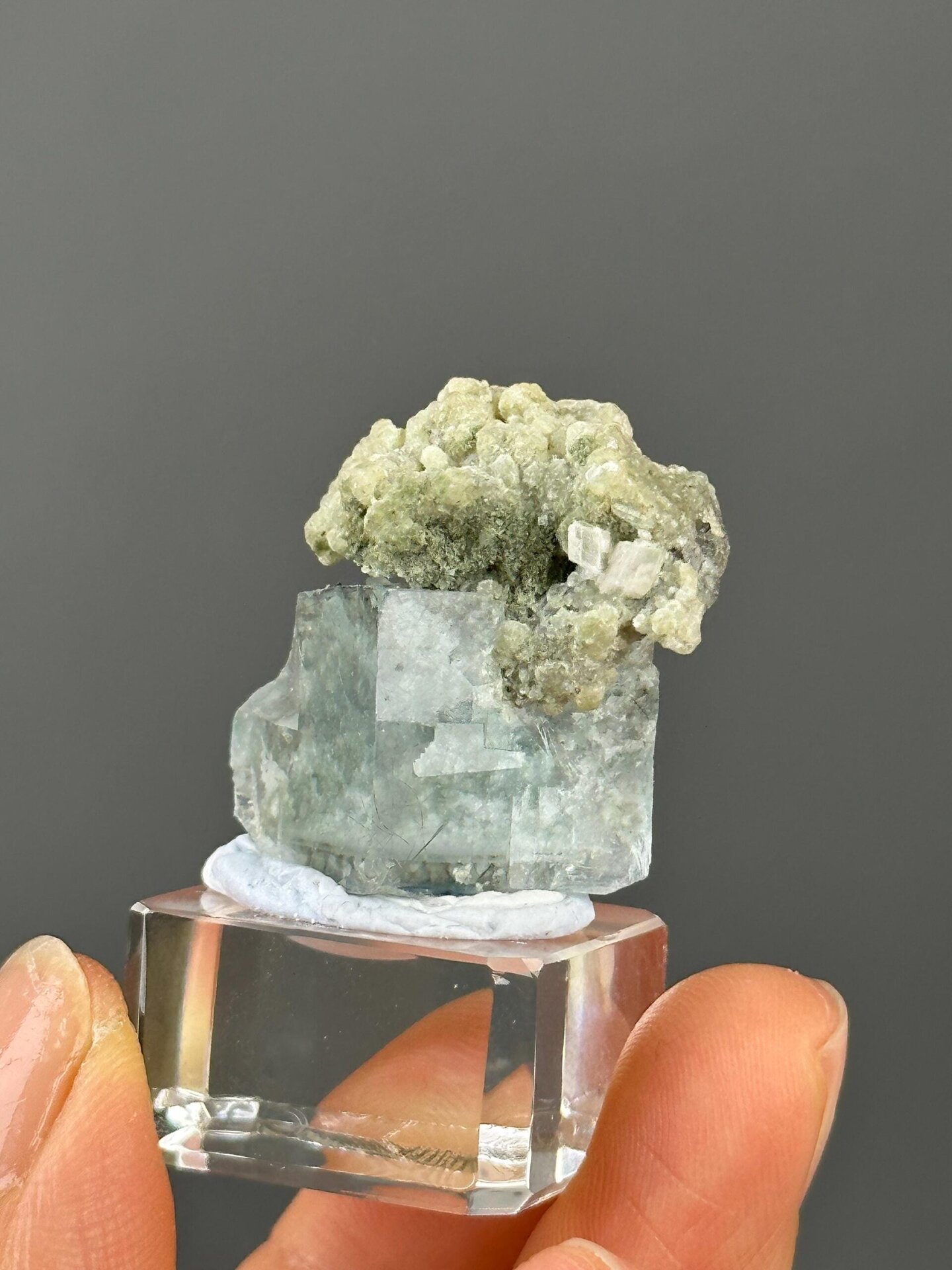Fluorite dolomite mineral association close-up