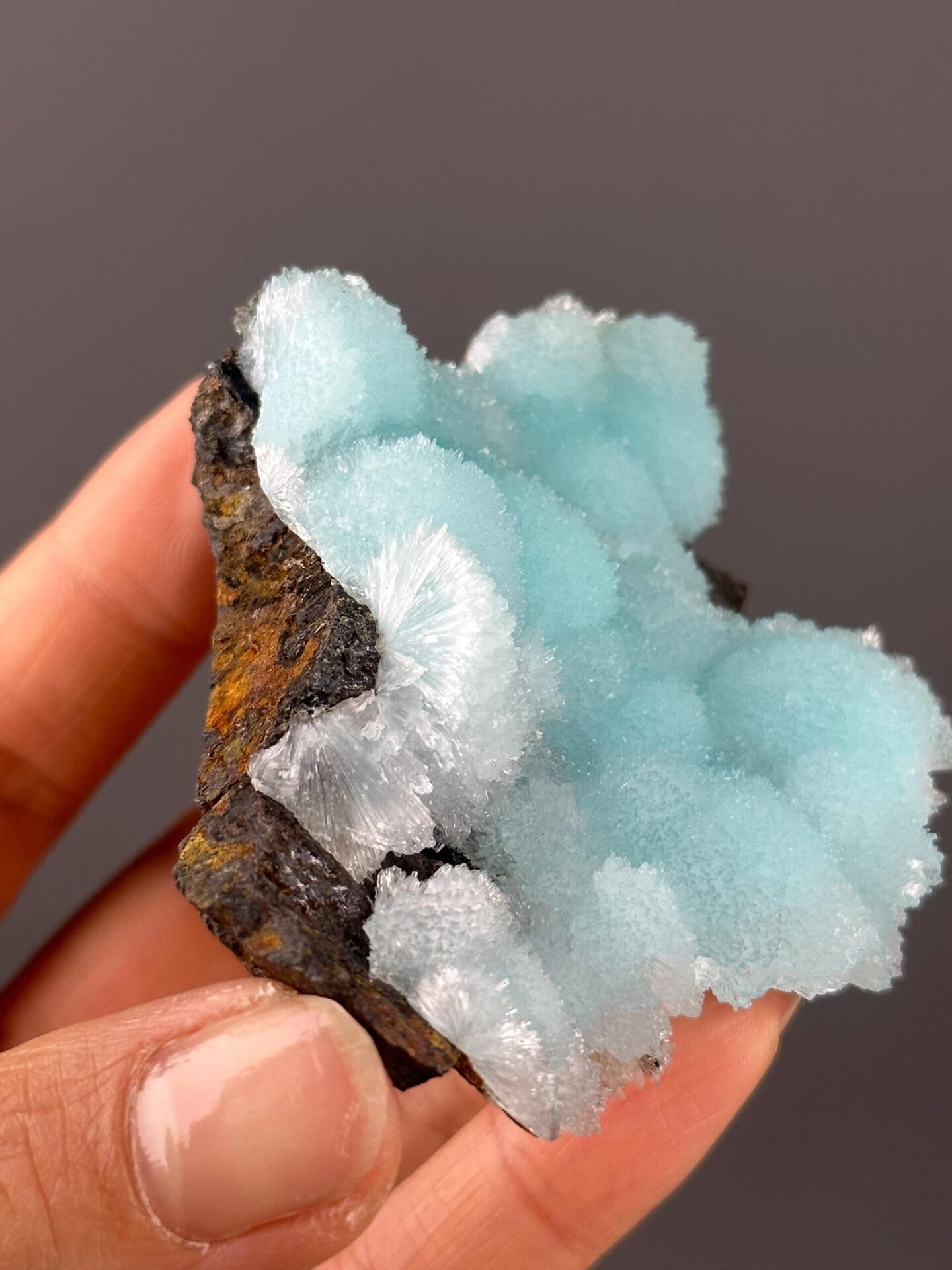 Top view of aragonite crystal arrangement