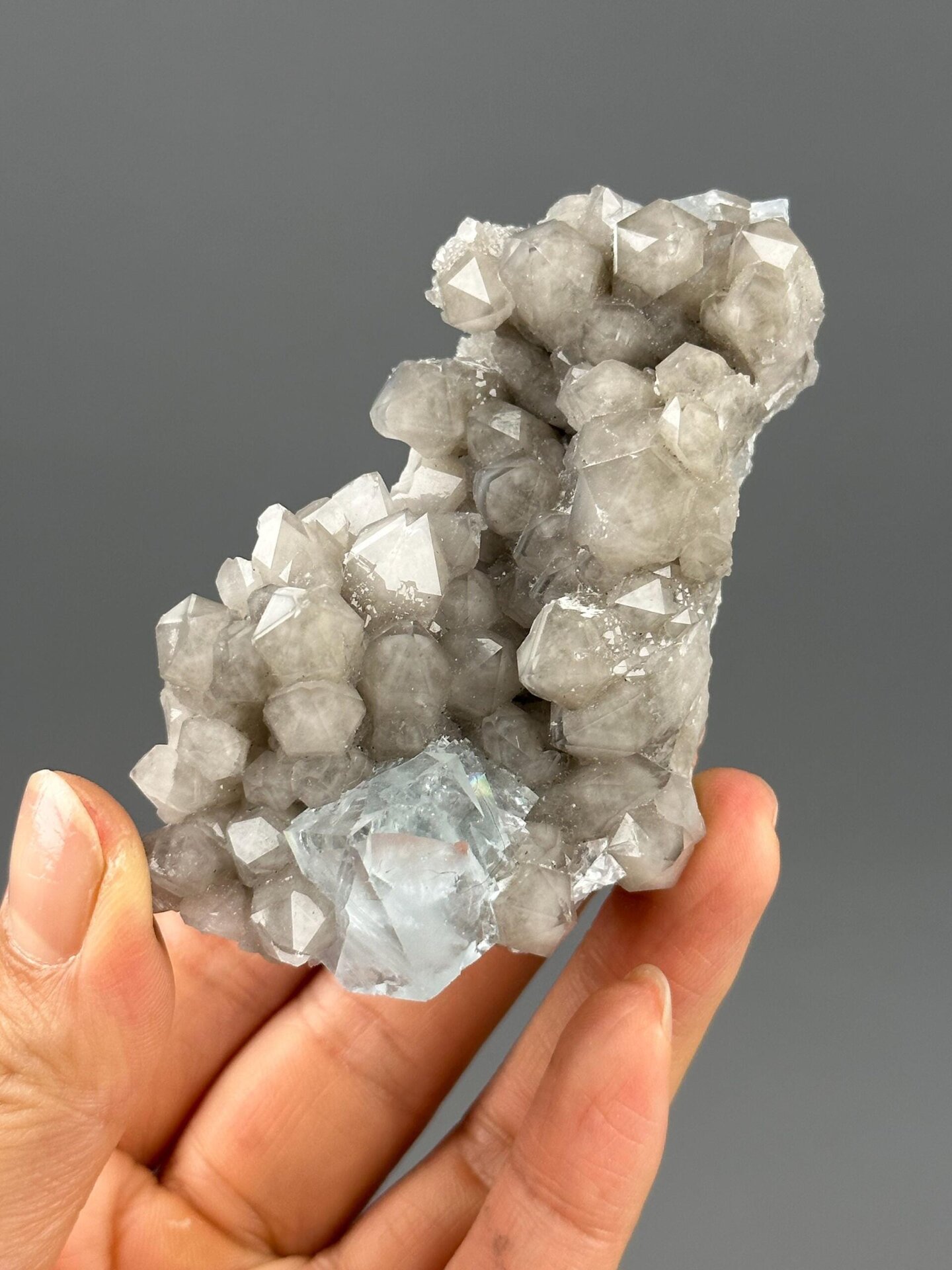 Quartz matrix base with blue fluorite