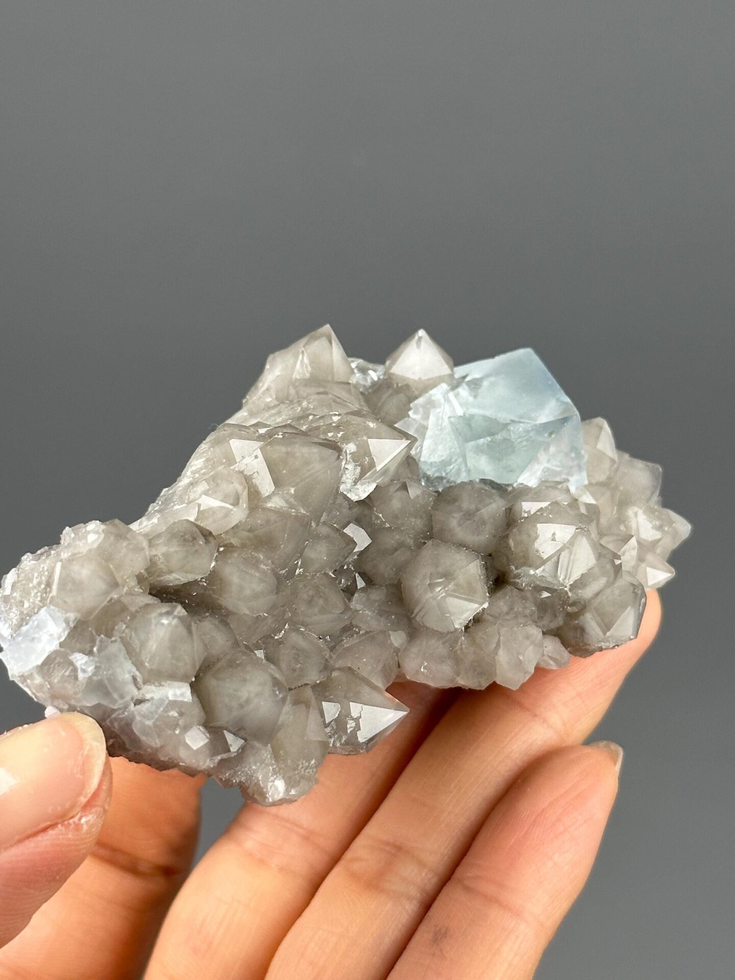 Hunan blue fluorite rare color detail