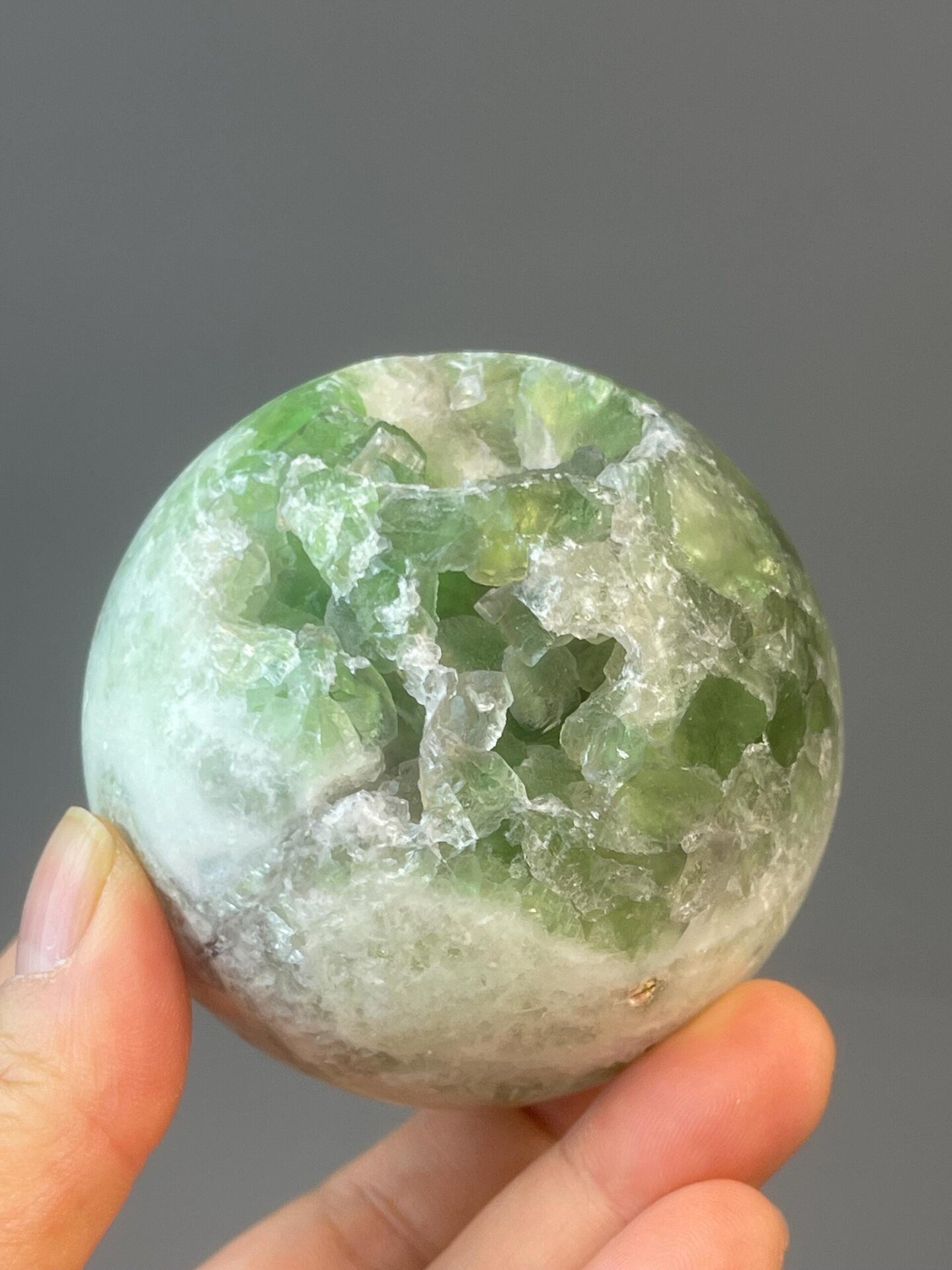 Green fluorite sphere, 16.41 oz, vitreous luster