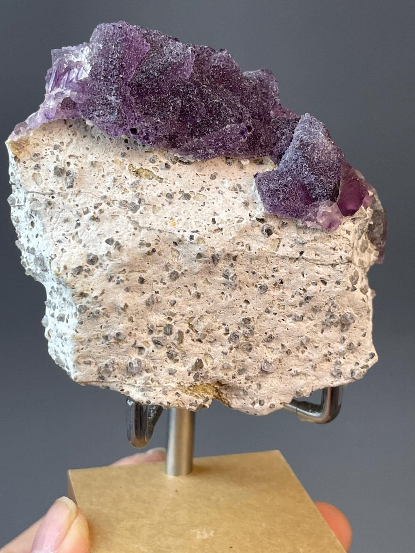 Fluorite with rare octahedral habit from Guizhou mineral locality