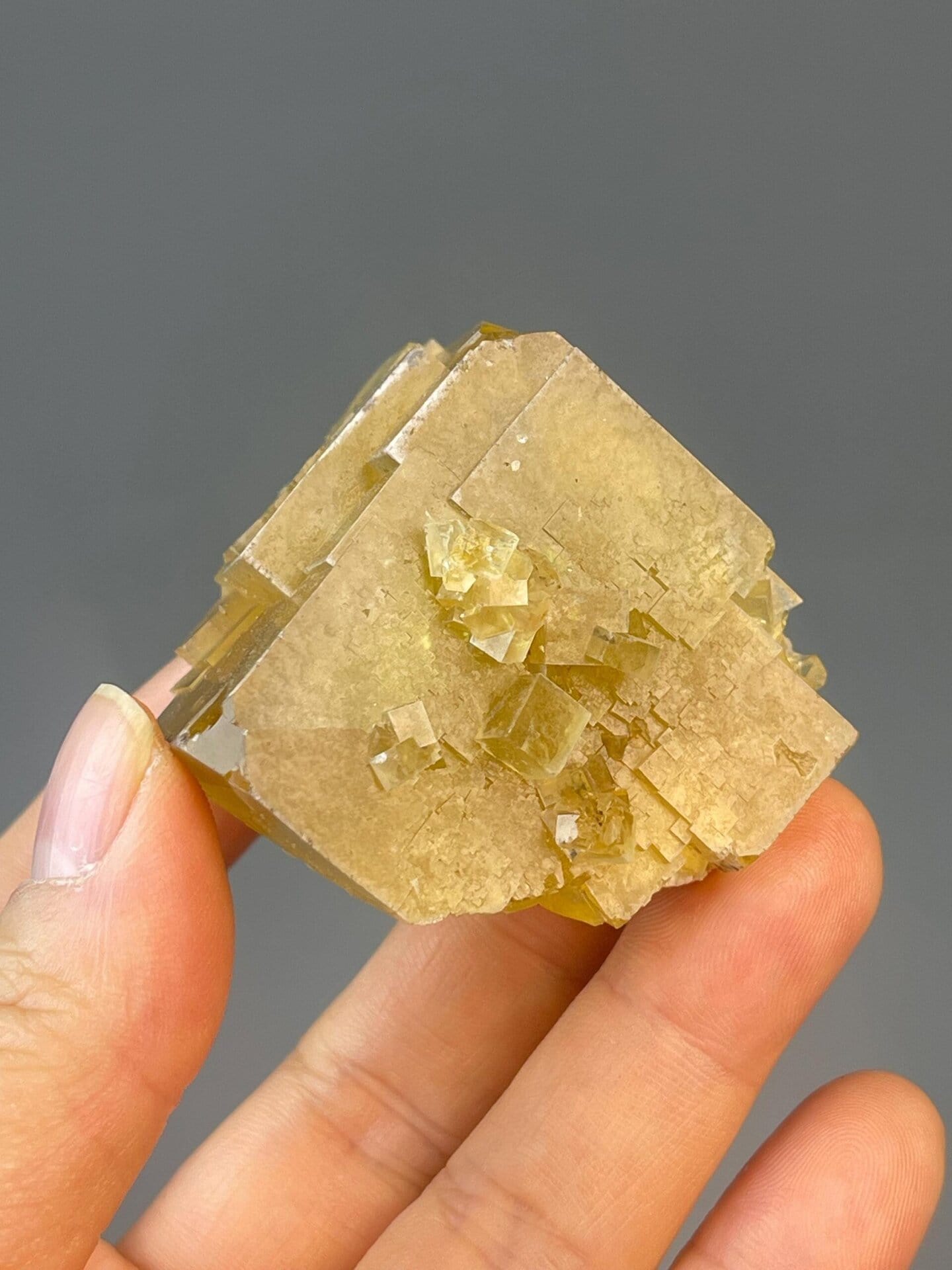 Yellow fluorite specimen, 3.7 oz, vitreous luster