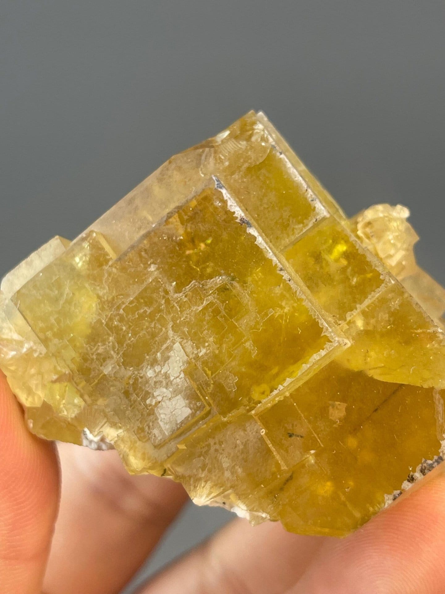 Single yellow fluorite cubic crystal from Beijing mineral locality