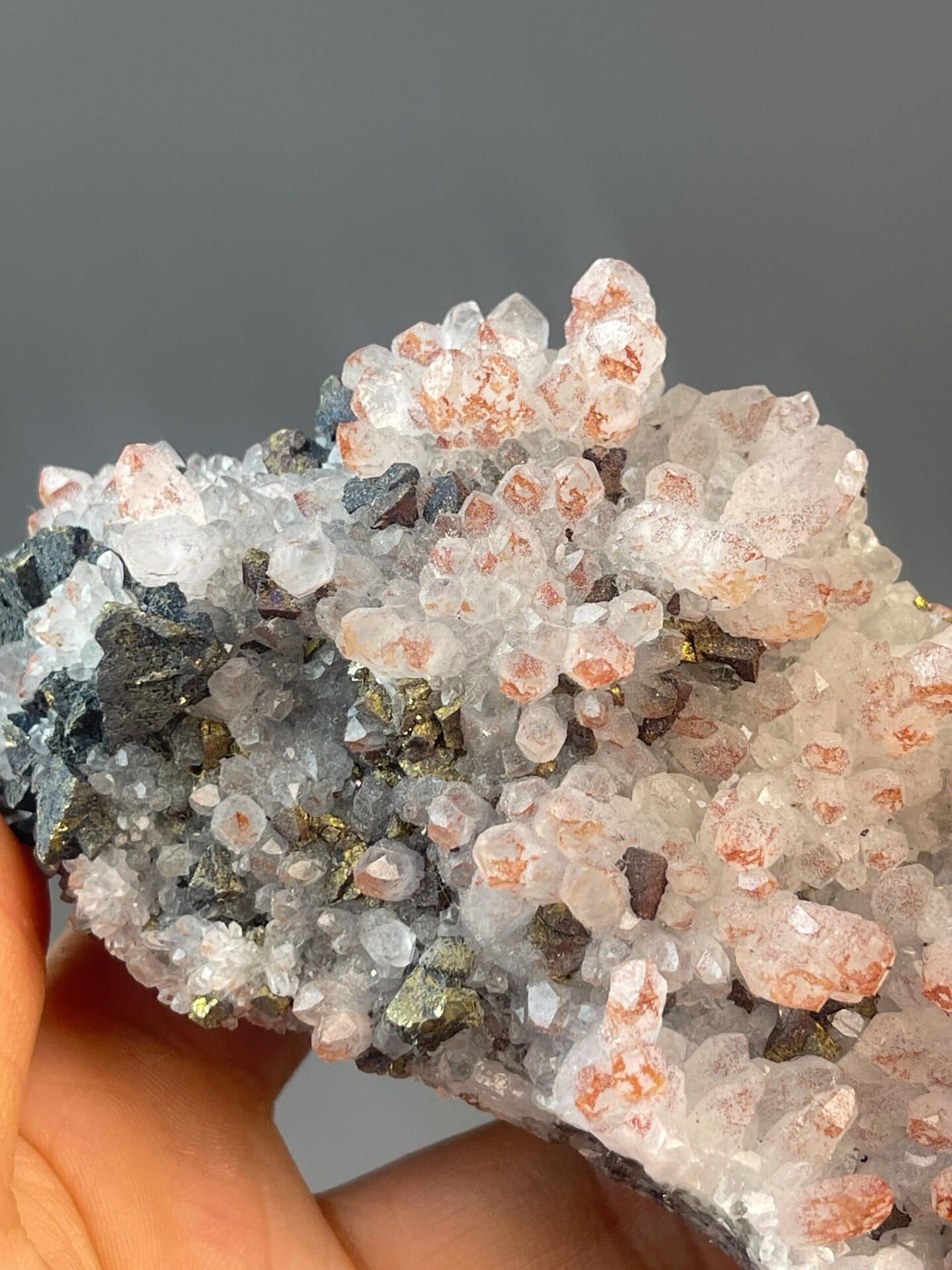Red quartz crystal on black matrix from Jiangxi, China