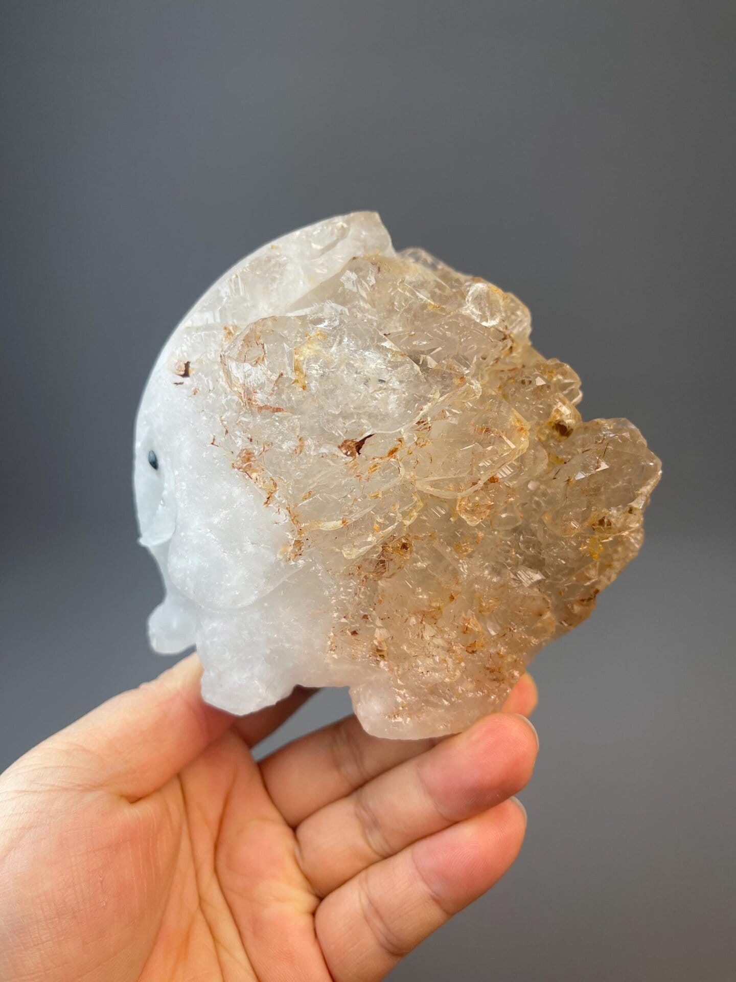 SiO₂ trigonal white quartz carved into large elephant form